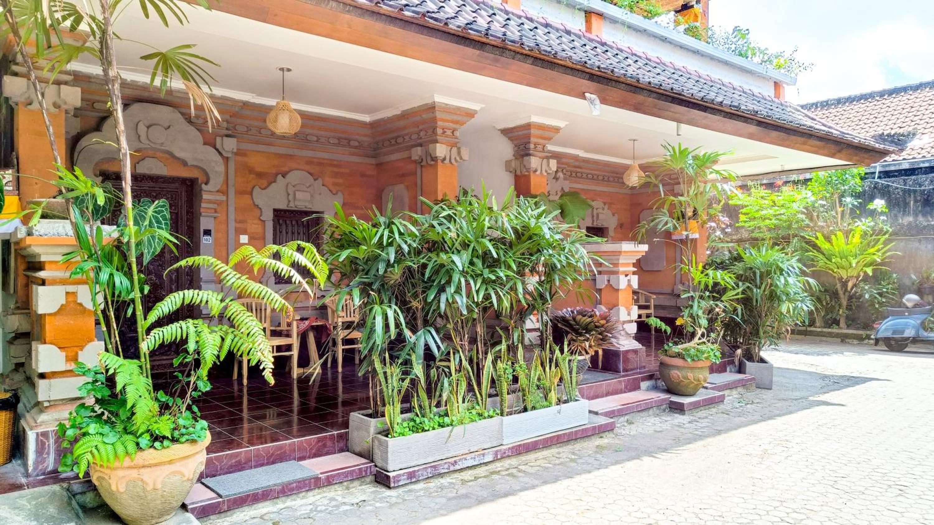 Double Room with Garden View - Photo 2