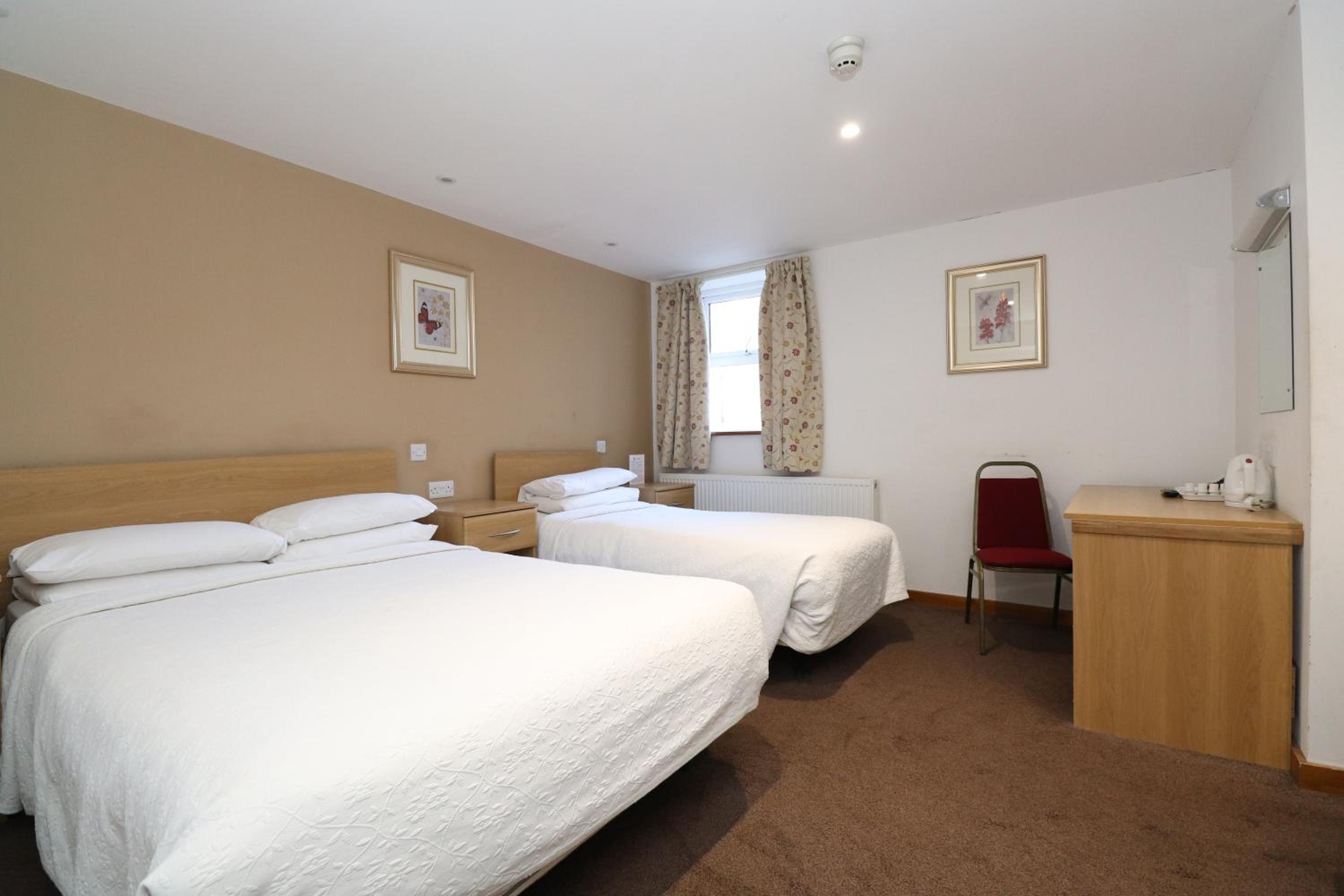 Triple Room - Photo 5
