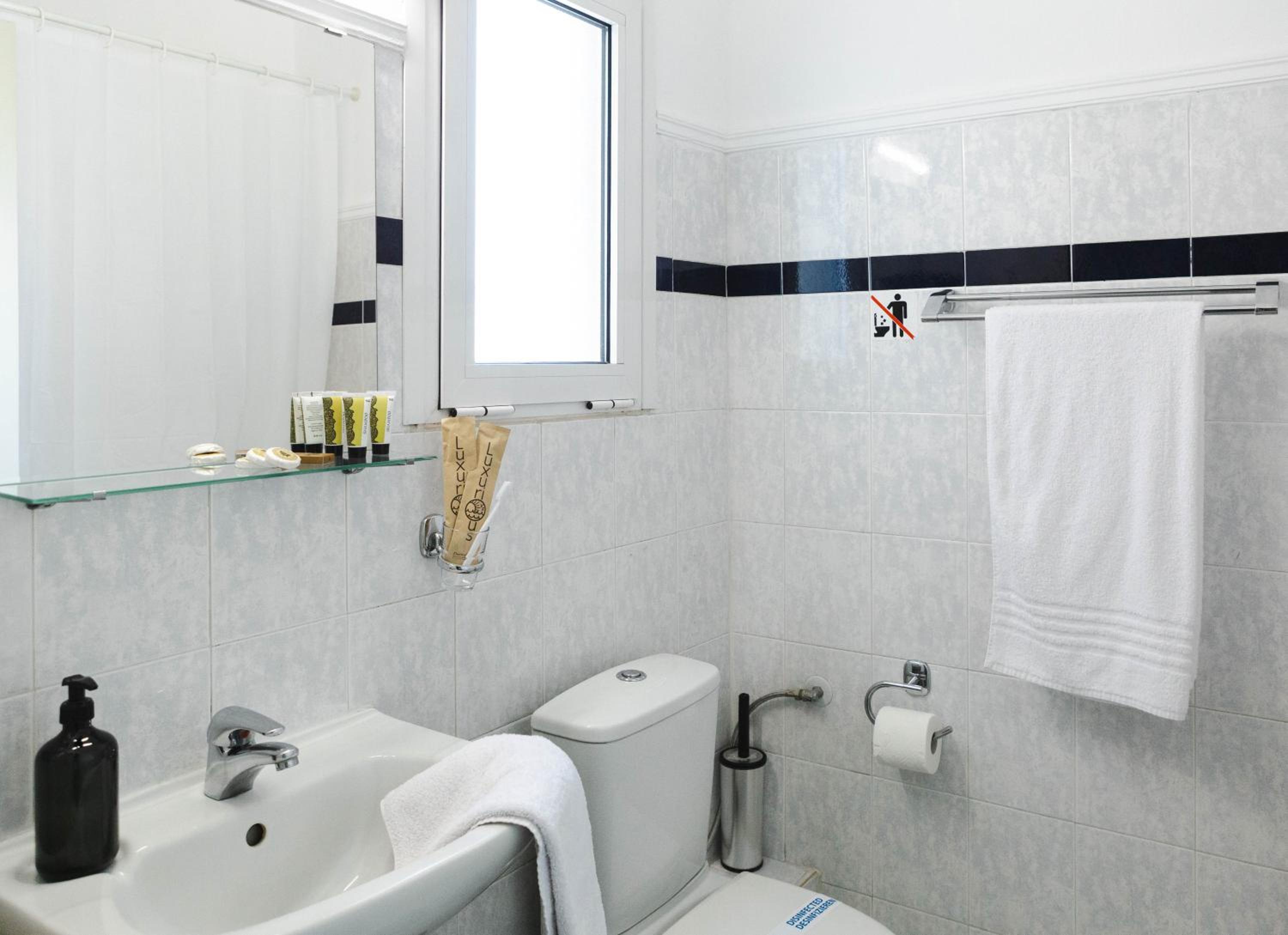 Triple Room - Photo 2