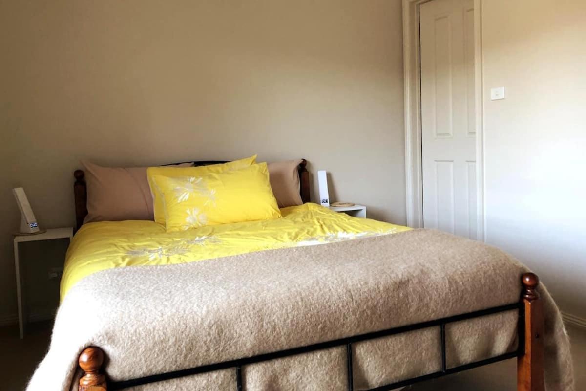 Queen Room photo 1