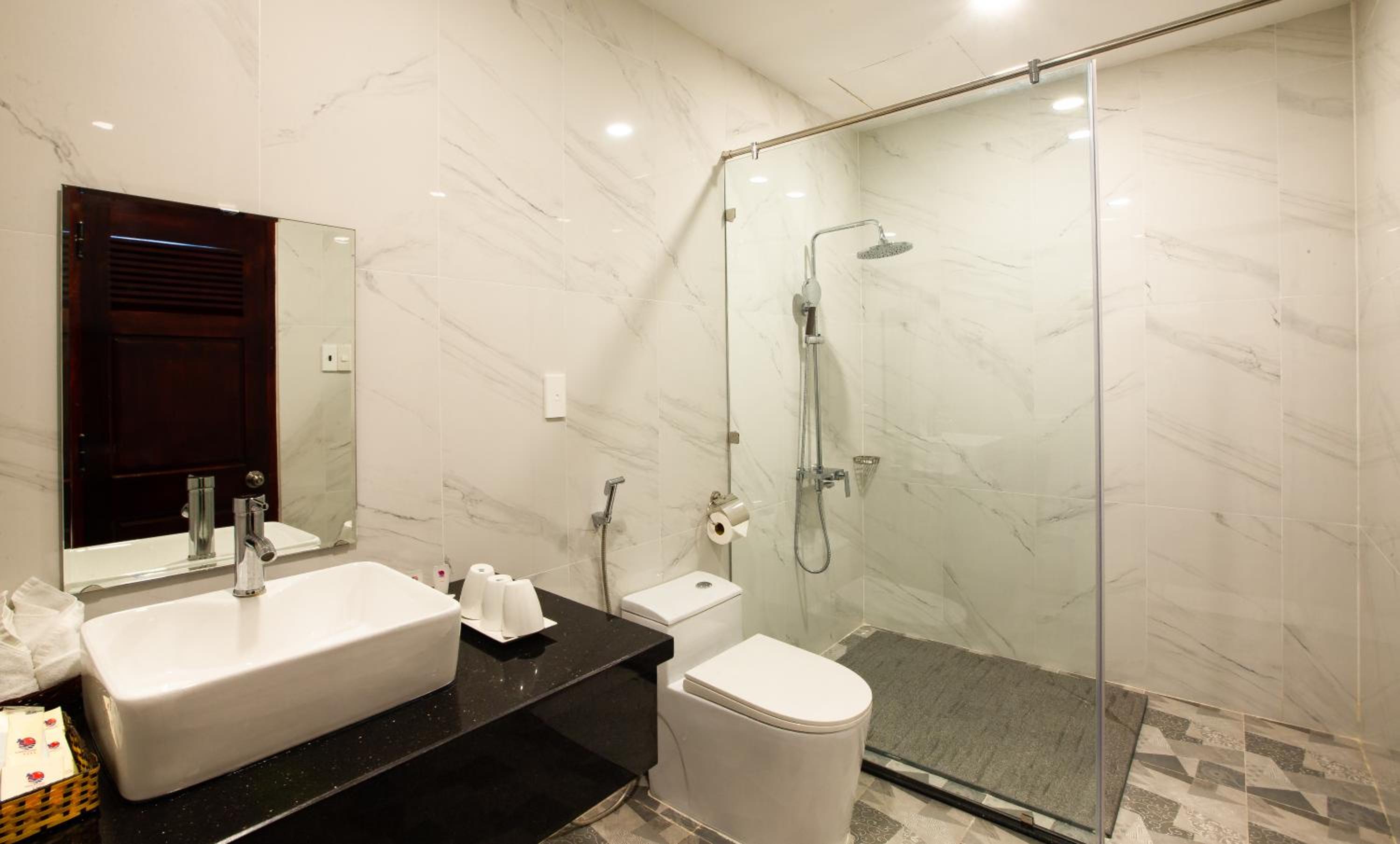 Triple Room with Sea View - Photo 4