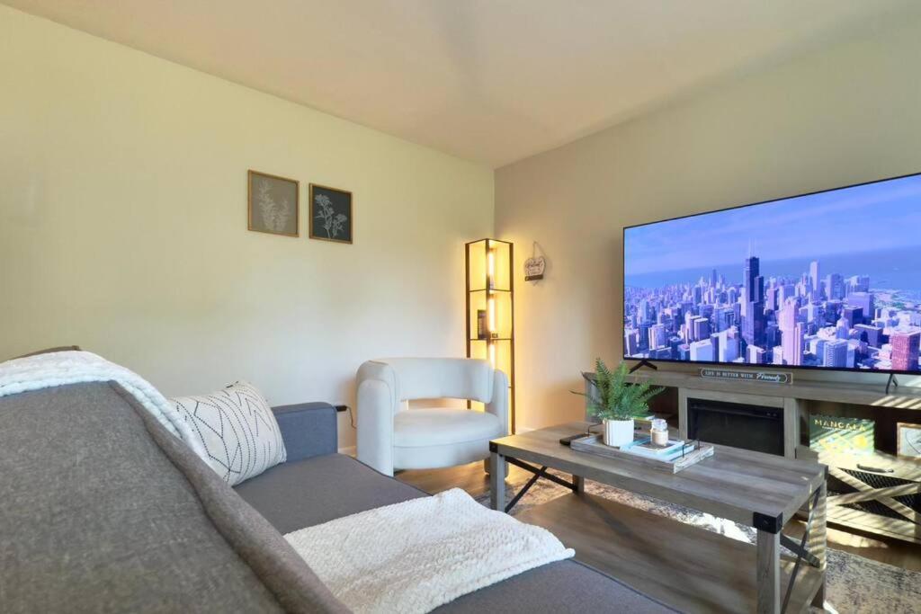 One-Bedroom Apartment photo 3