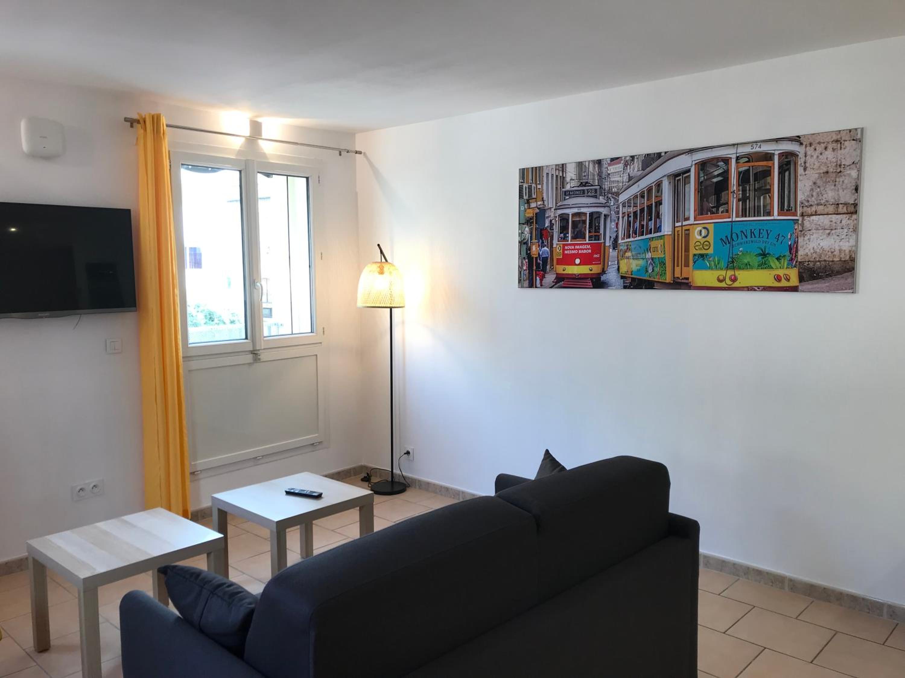 Two-Bedroom Deluxe Apartment