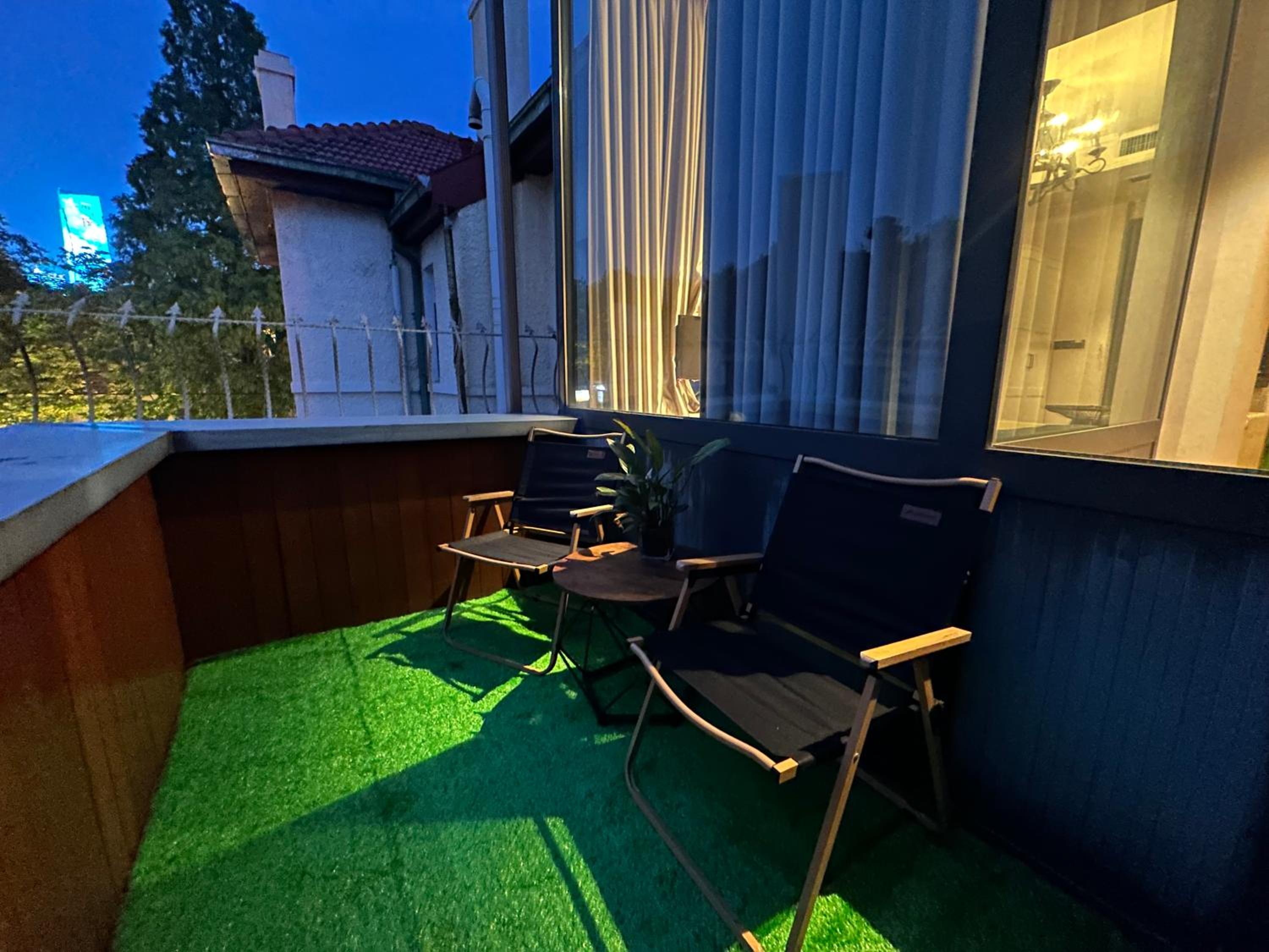 Deluxe Double Room with Balcony photo 1