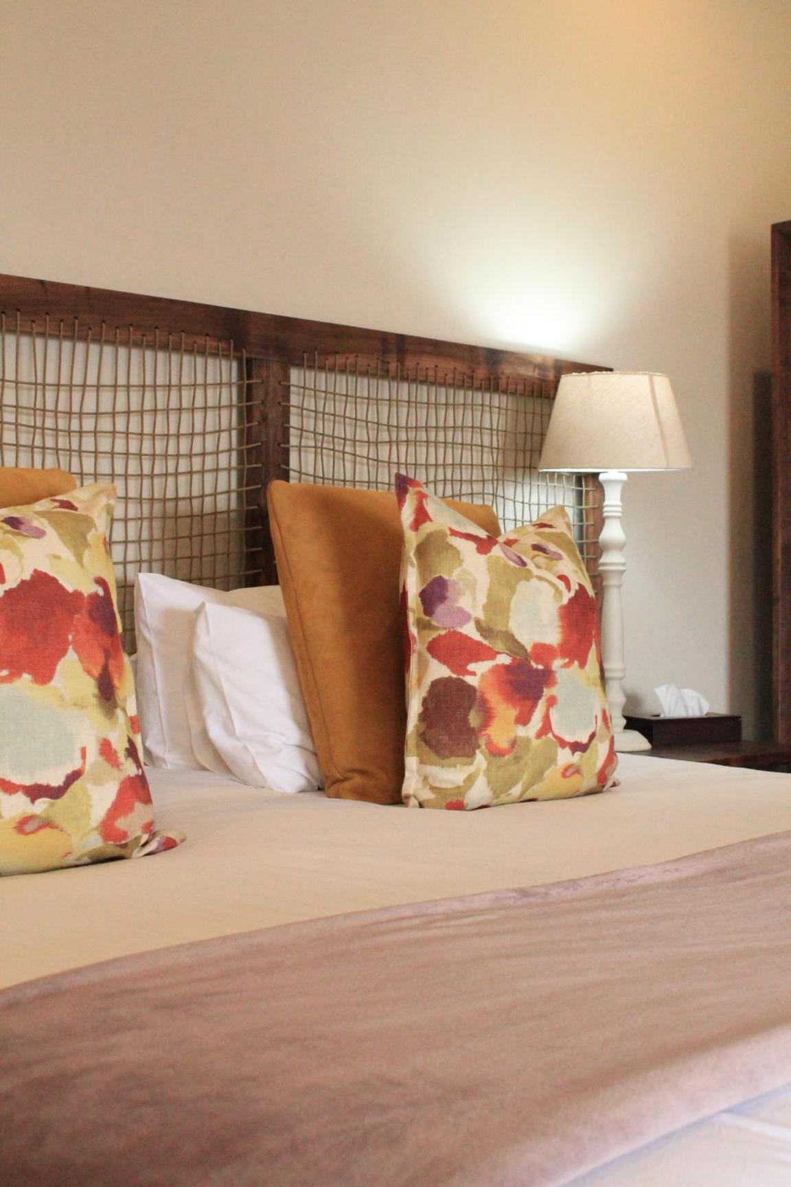 Deluxe Room - Photo 2
