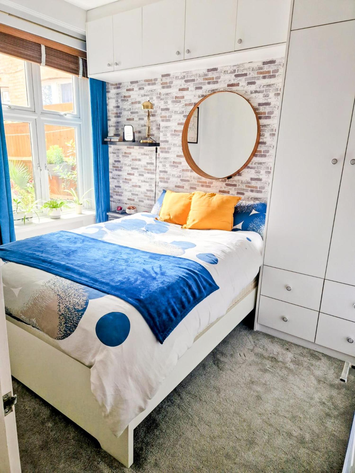 Double Room With Shared Bathroom photo 2