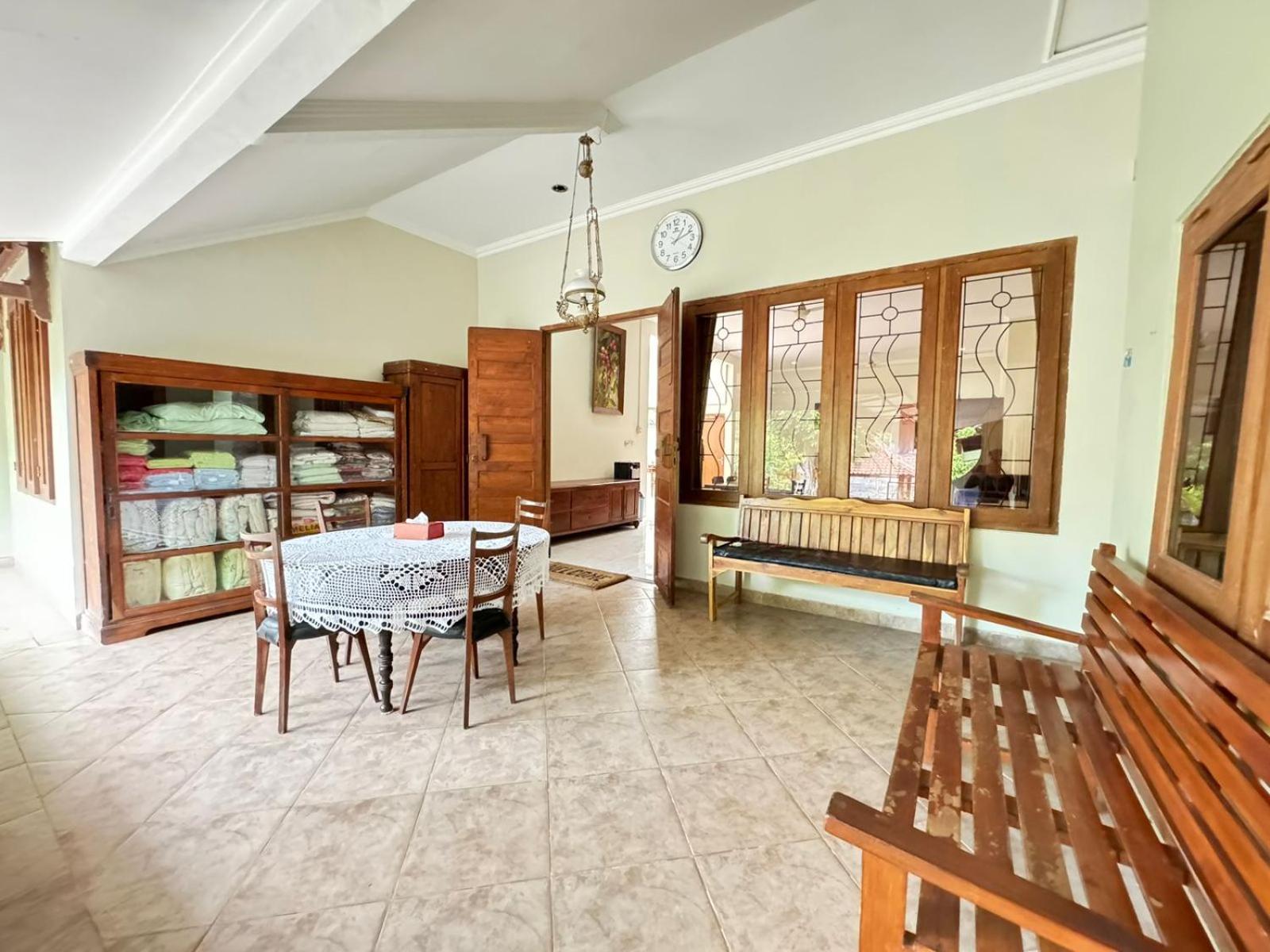 Three-Bedroom House photo 2