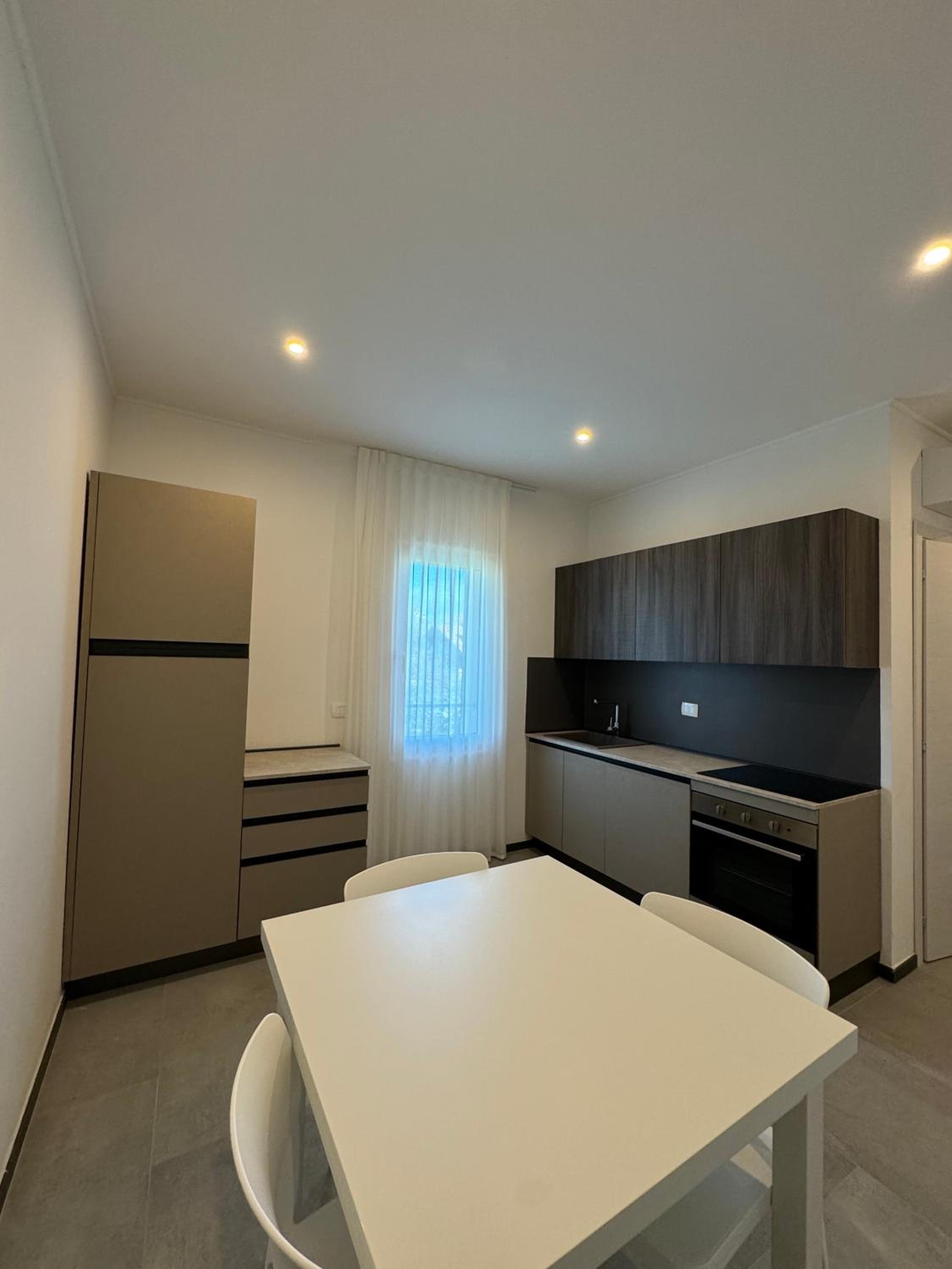 One-Bedroom Standard Apartment photo 2