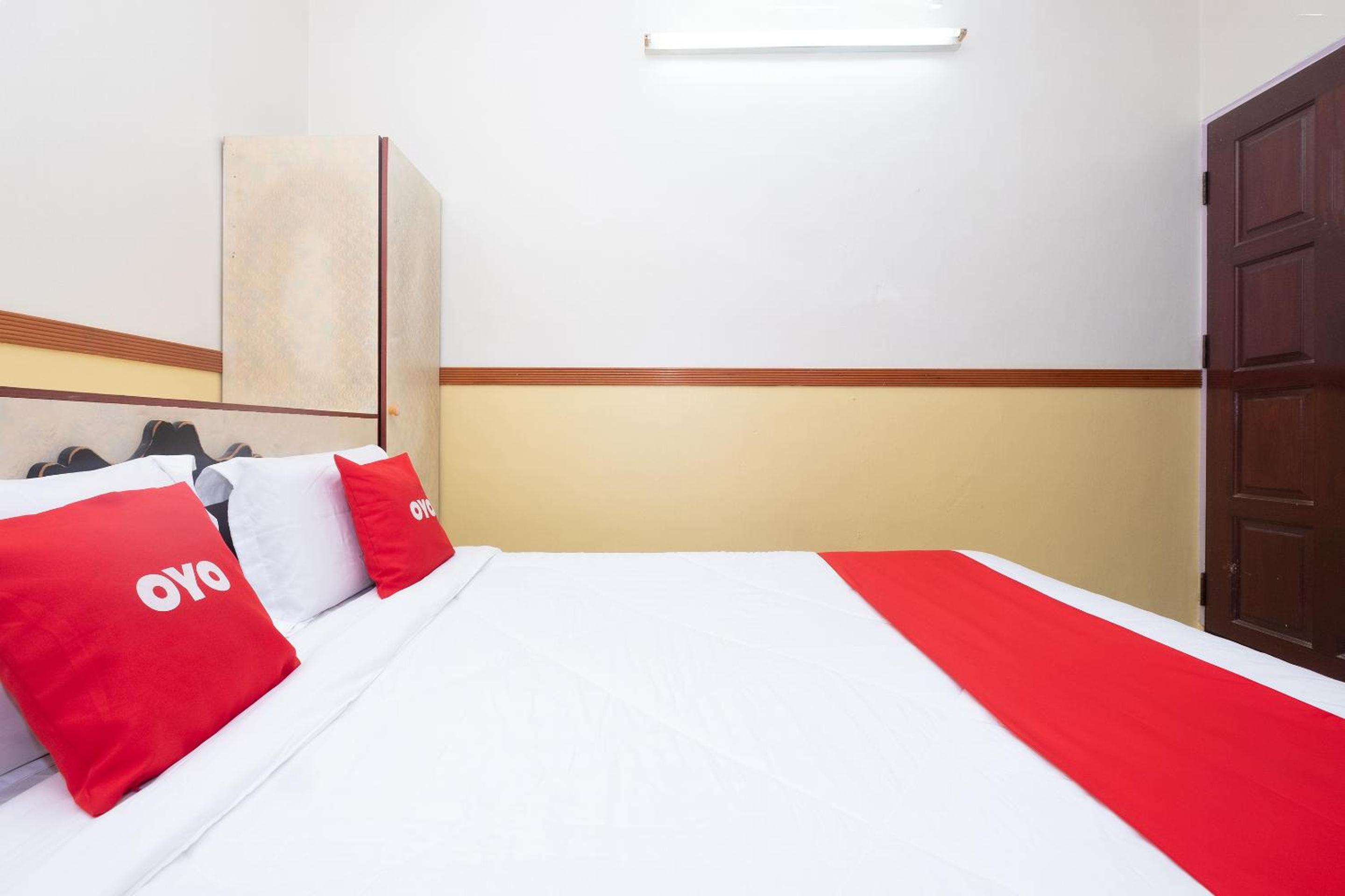 Deluxe Double Room photo 3