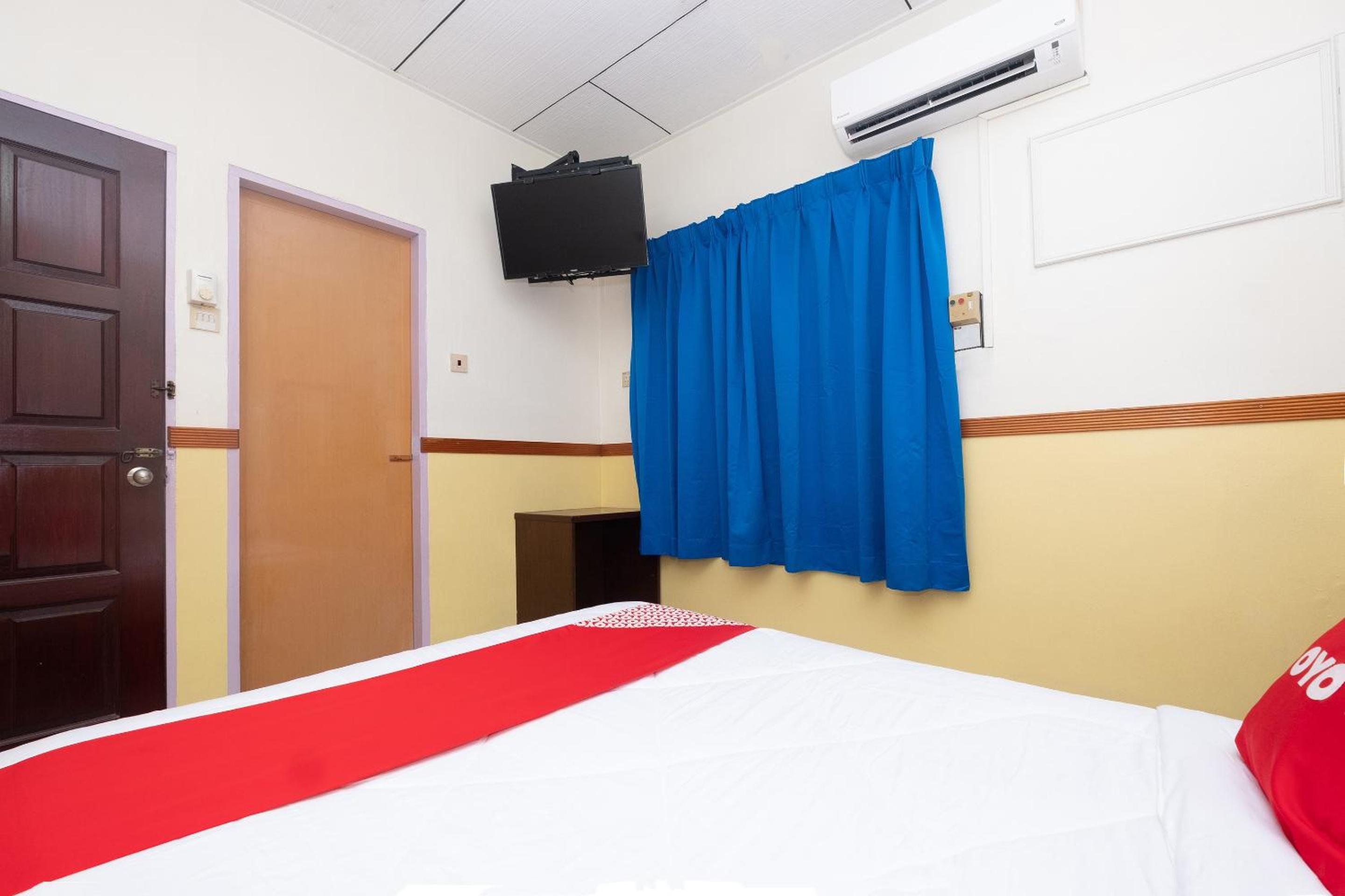 Deluxe Double Room photo 2