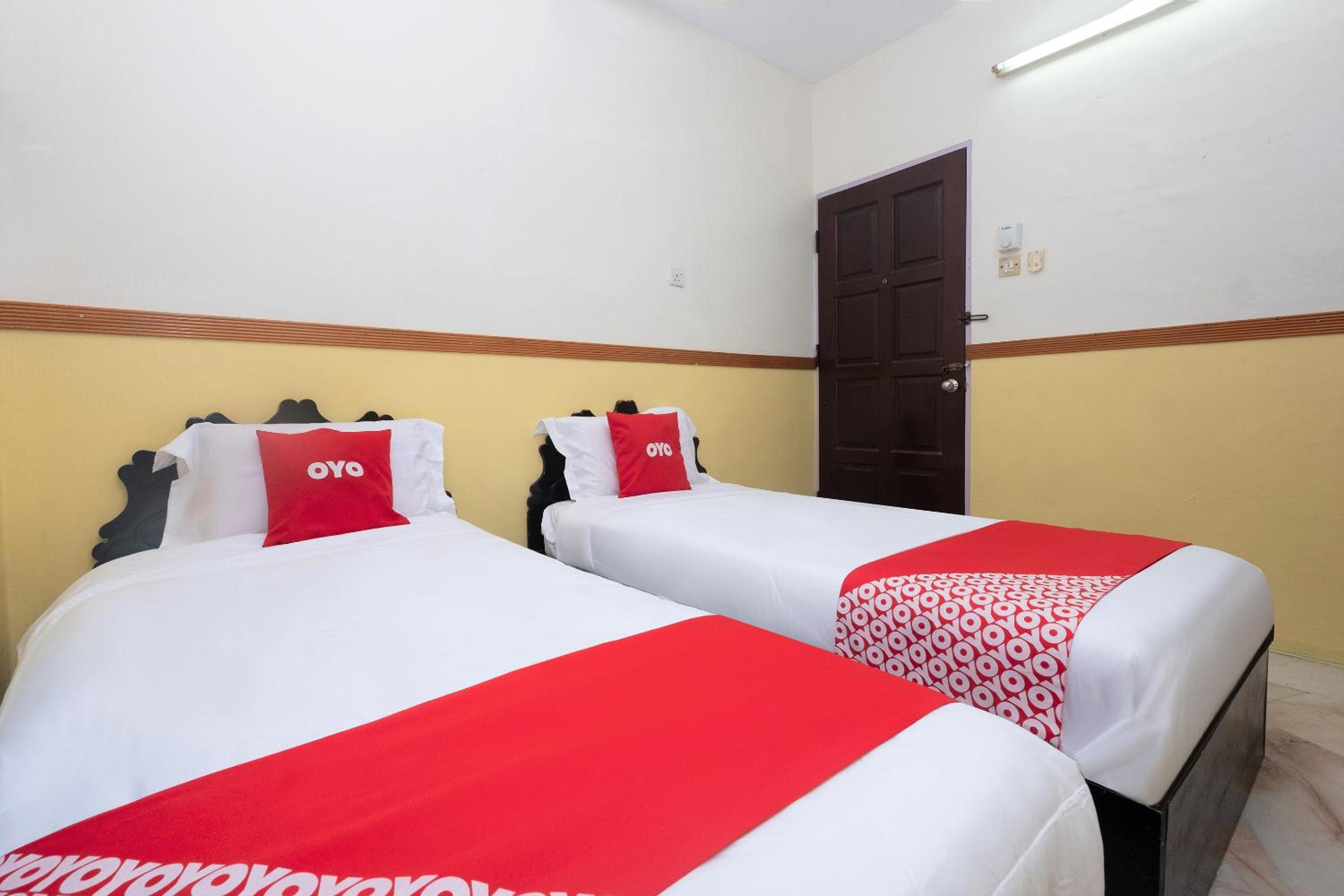Deluxe Twin Room photo 1