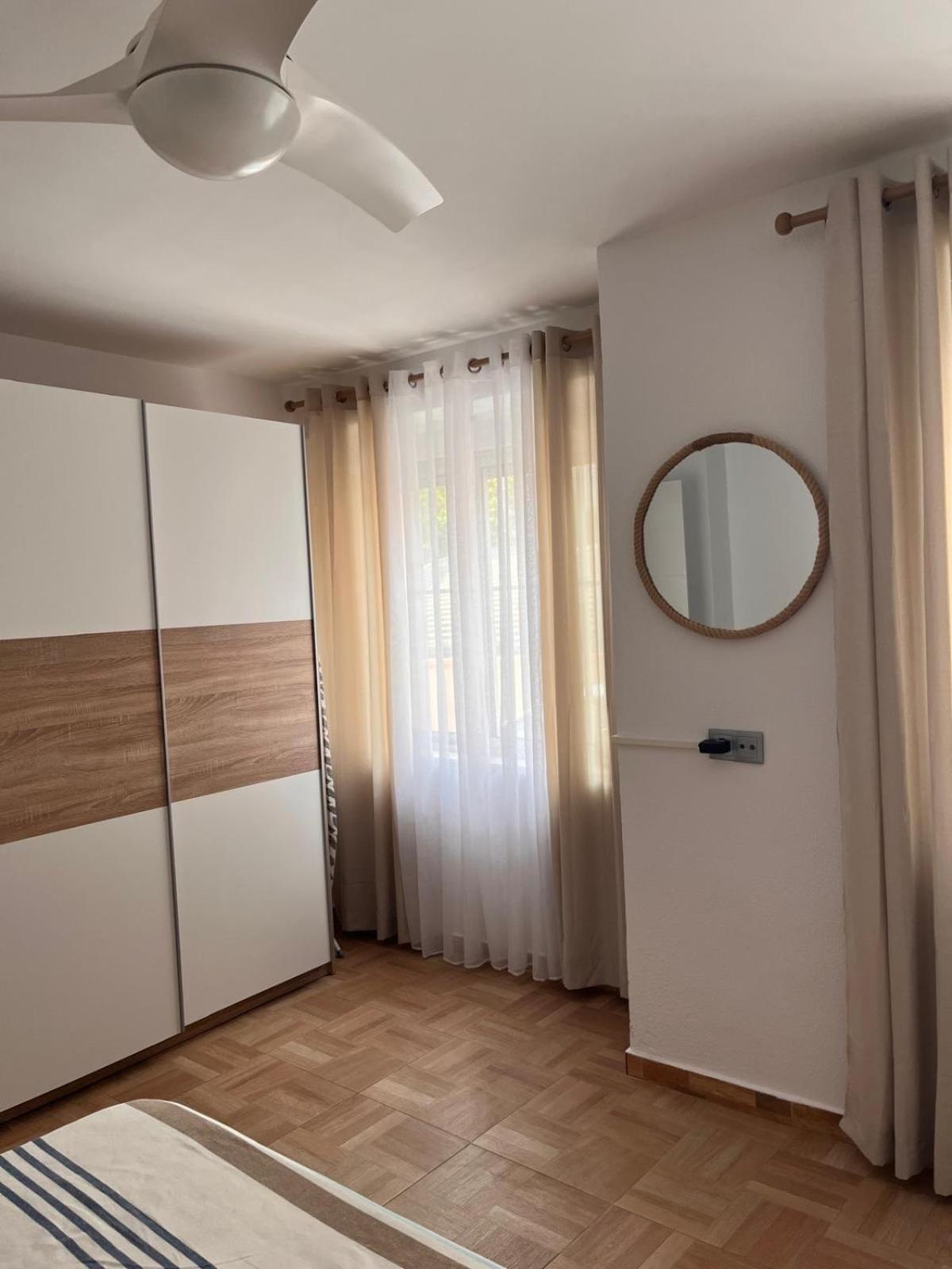 Apartment with Terrace - Photo 5