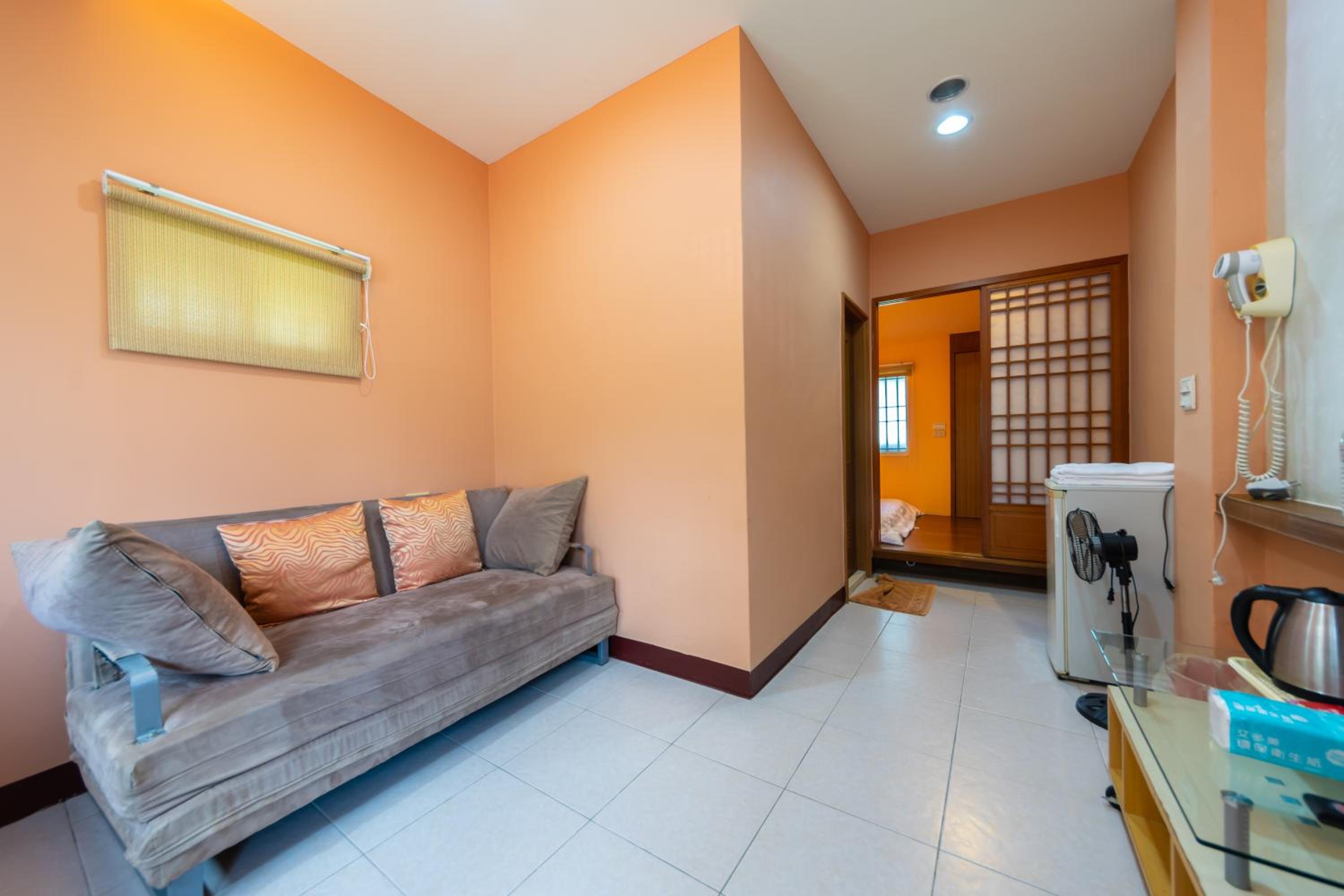 Large Double Room photo 3