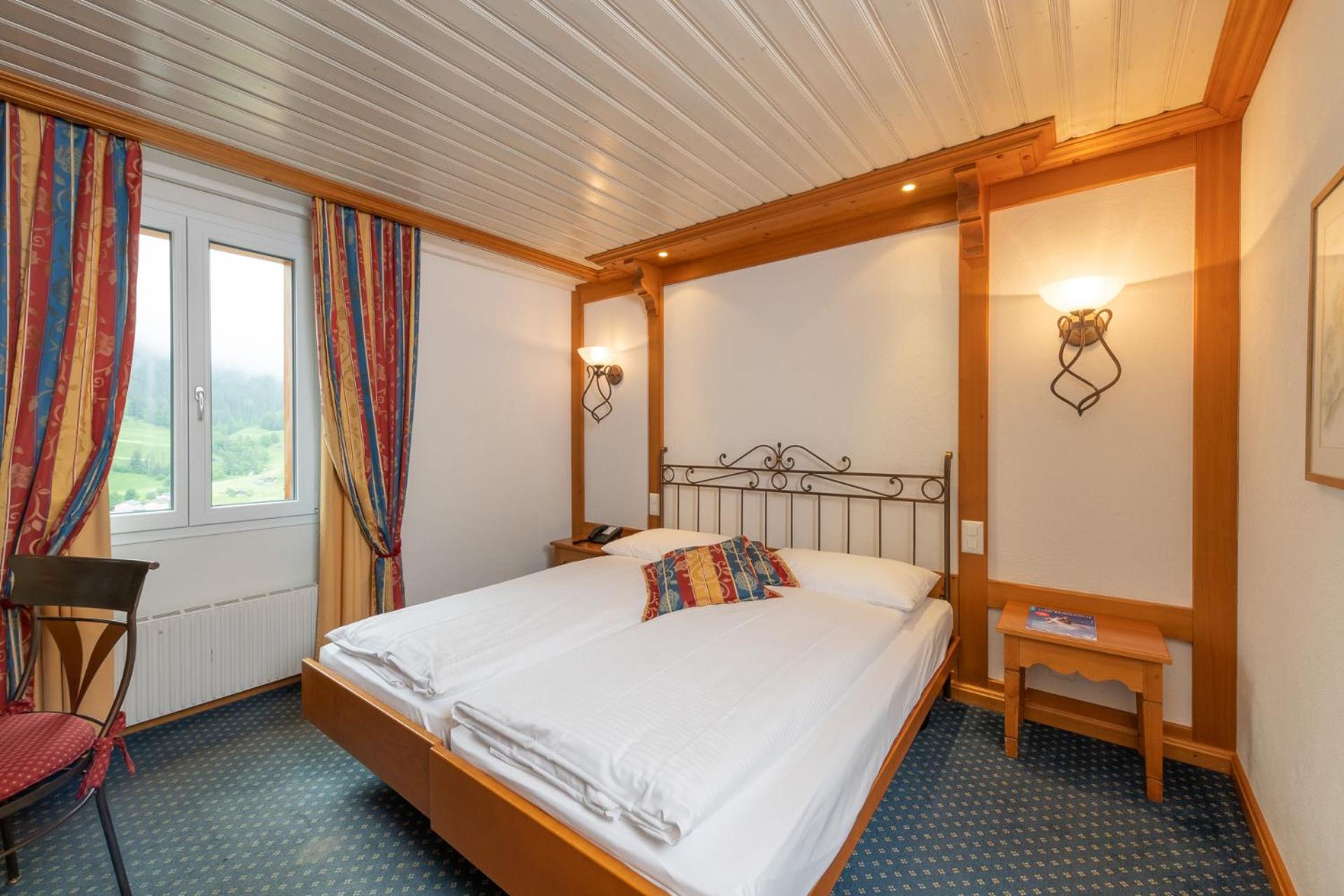 Double Room Comfort Basic with Sitting Corner, without Balcony thumbnail 6