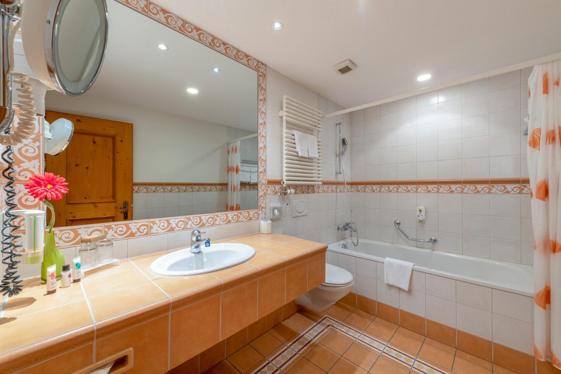Double Room Comfort Basic with Sitting Corner, without Balcony