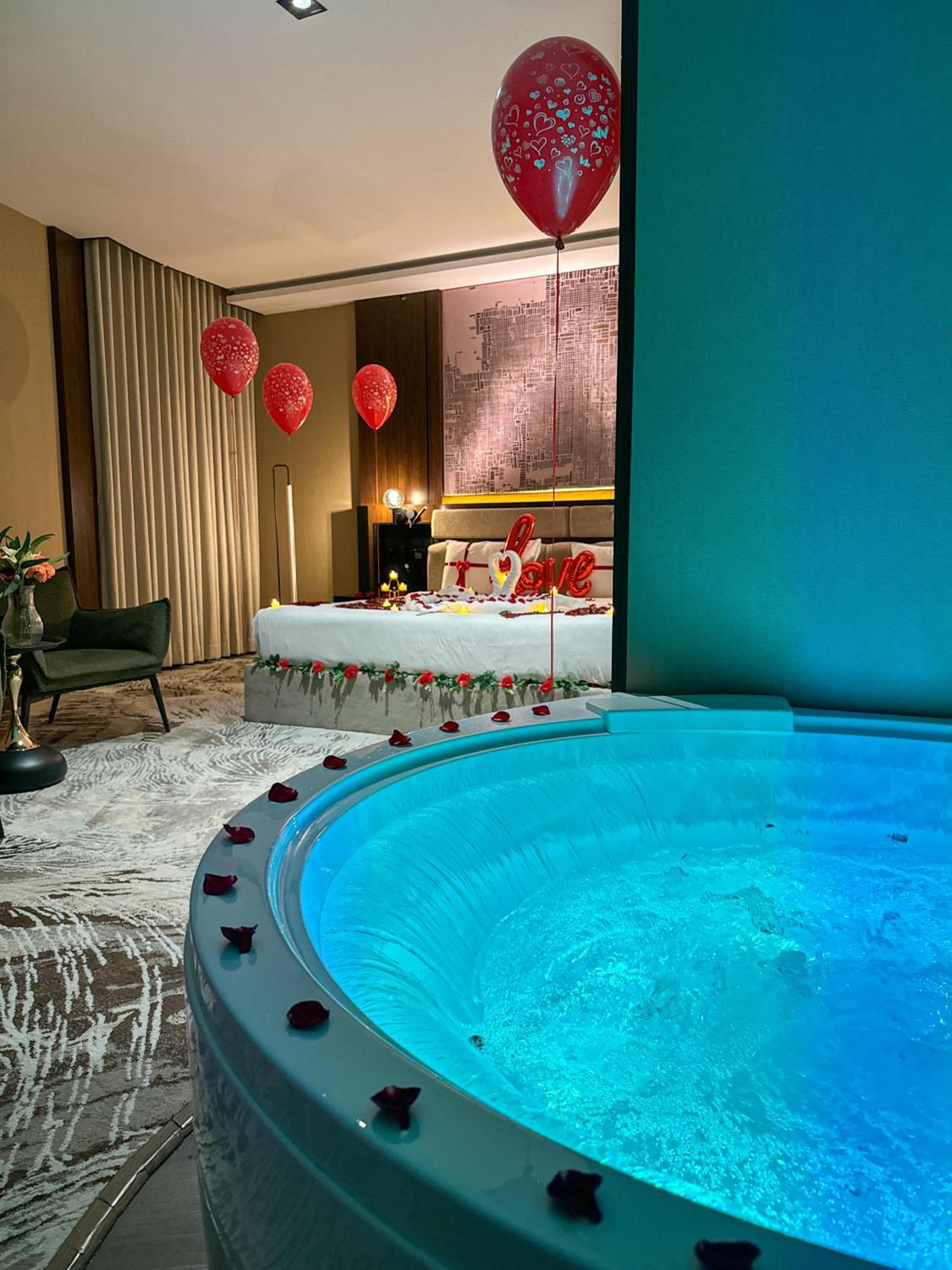 Premium Royal Suite