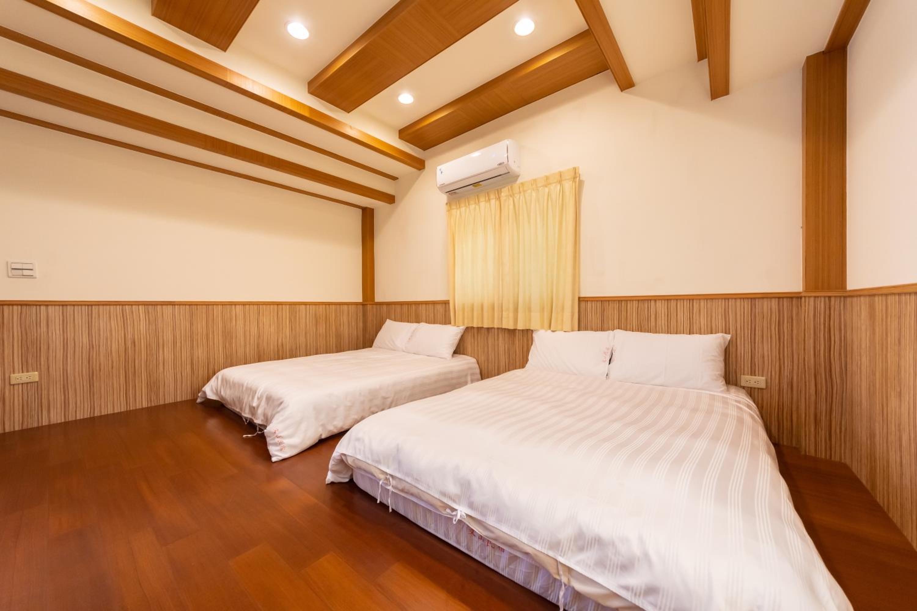 Quadruple Room photo 3