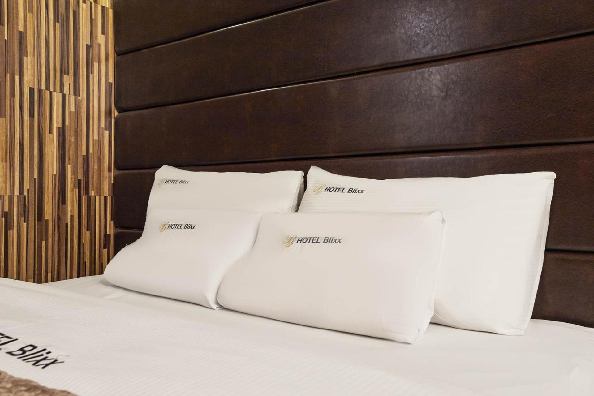 Deluxe Twin Room photo 3