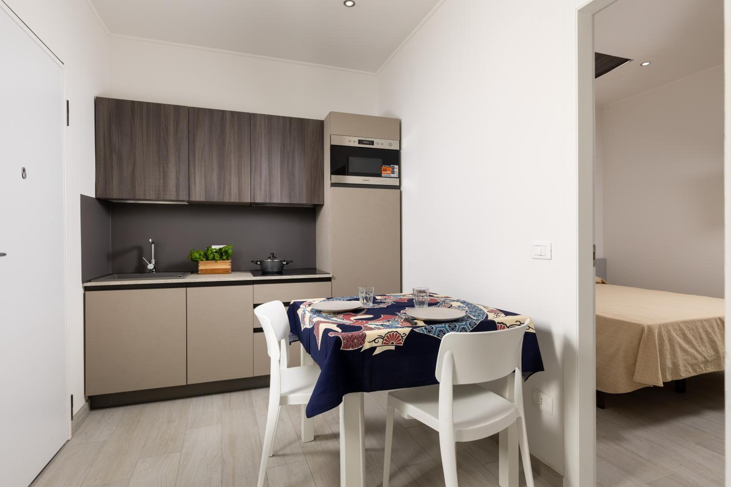 Apartment - Ground Floor photo 2