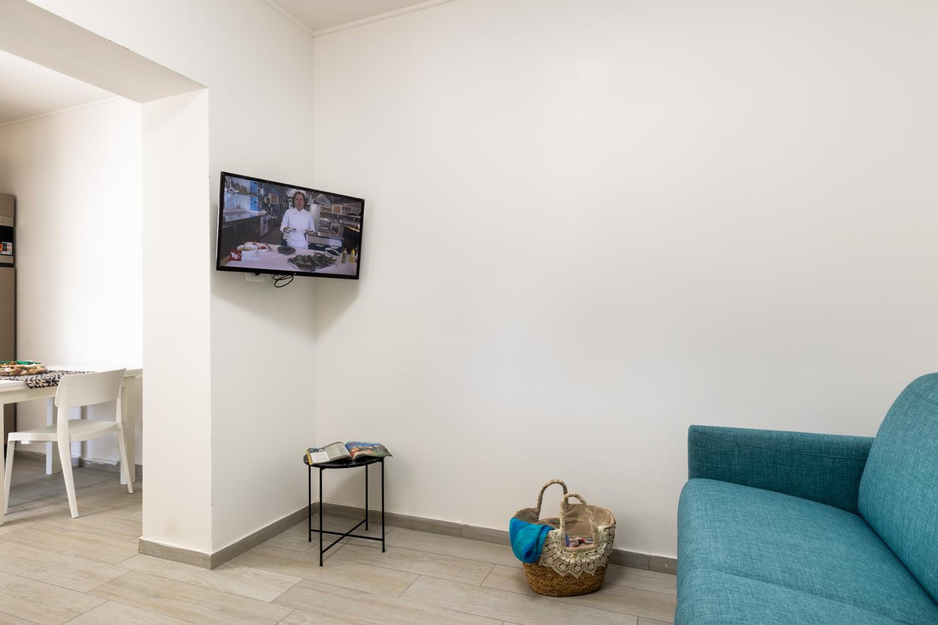 Apartment - Ground Floor photo 3