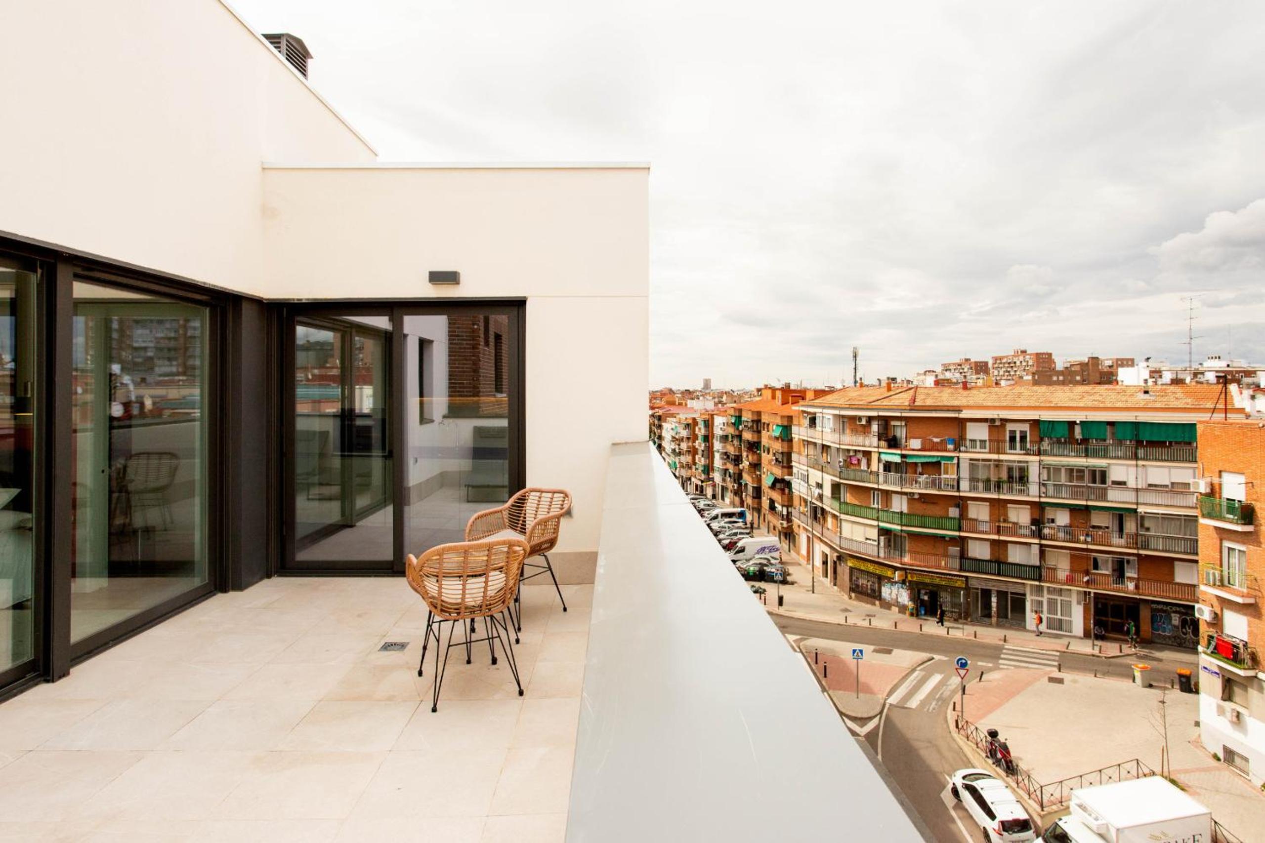 One Bedroom with Terrace  photo 2