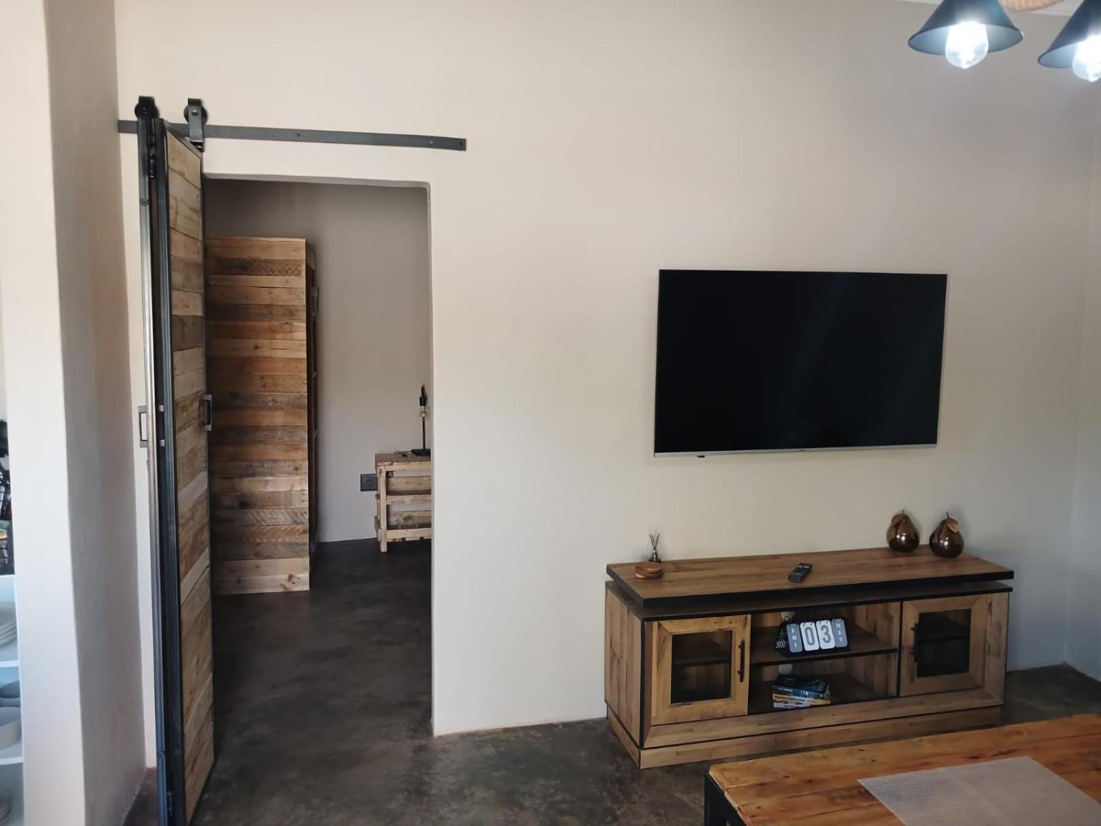 Double Or Twin Room With Bathroom photo 3
