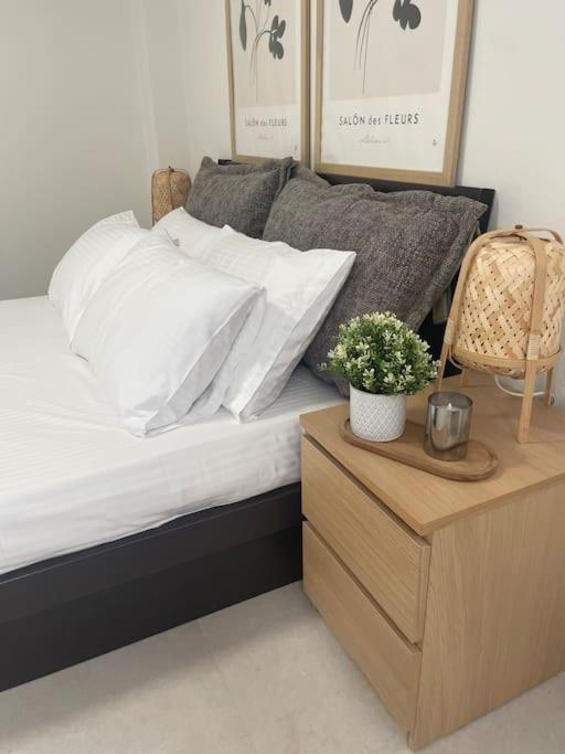 Three-Bedroom Apartment with Sea View photo 1
