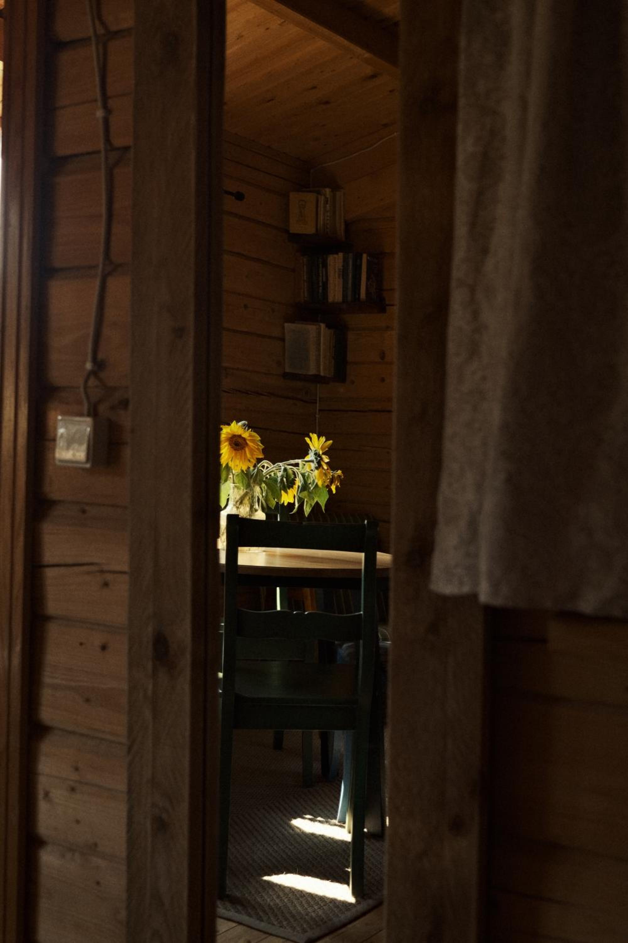 One-Bedroom House - Photo 10