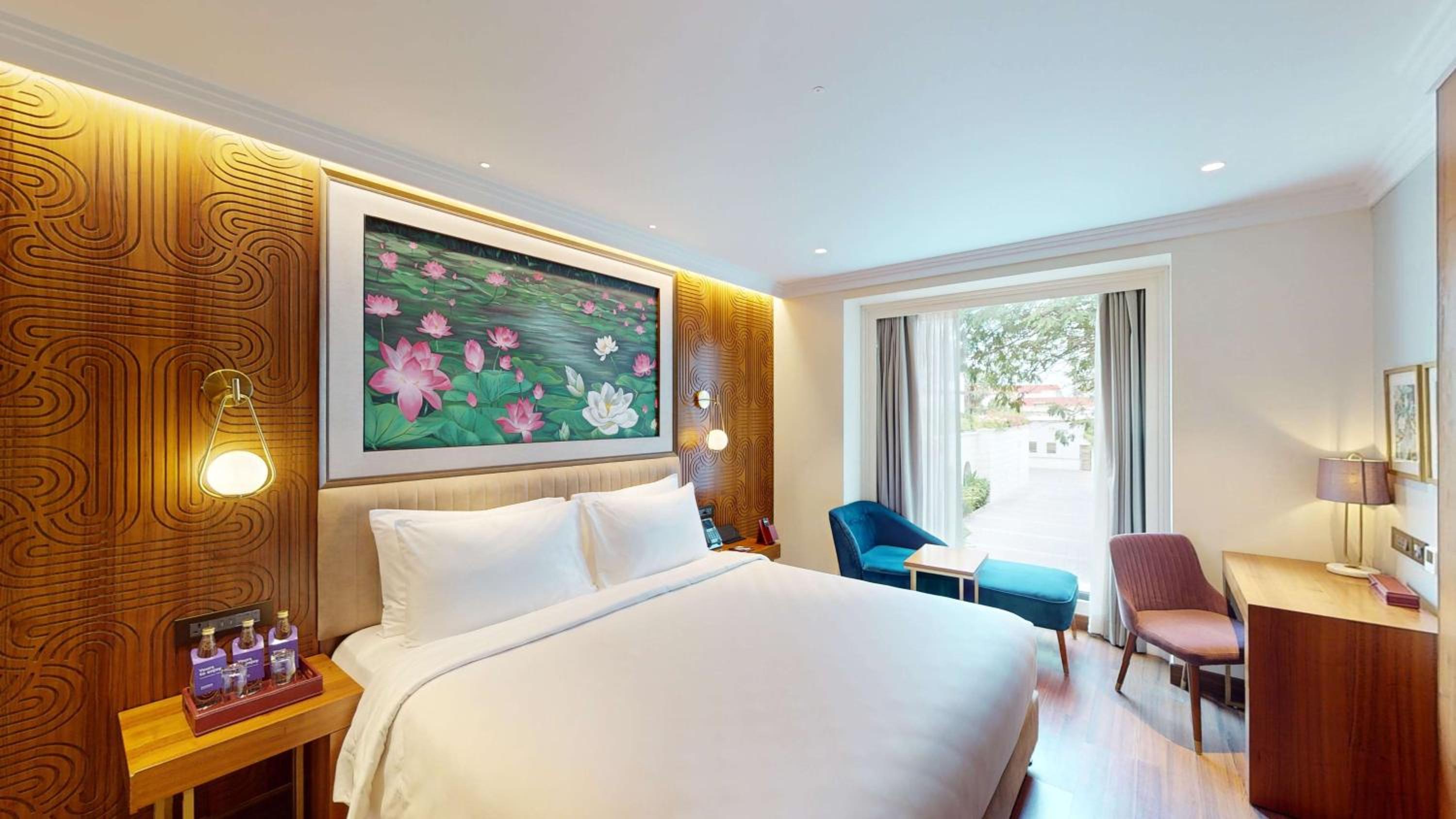 Premium Room King with Airport Transfers