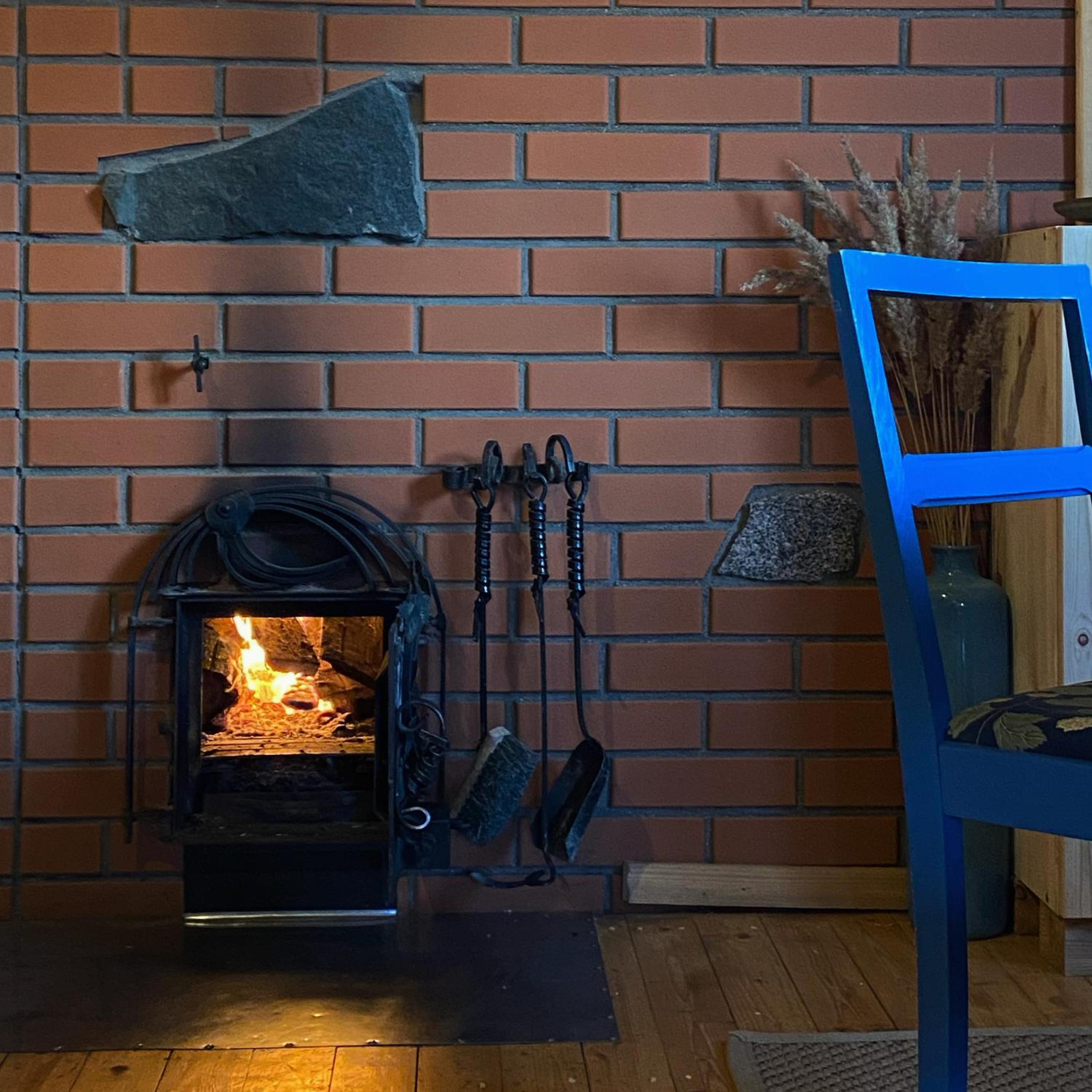 One-Bedroom House - Photo 16
