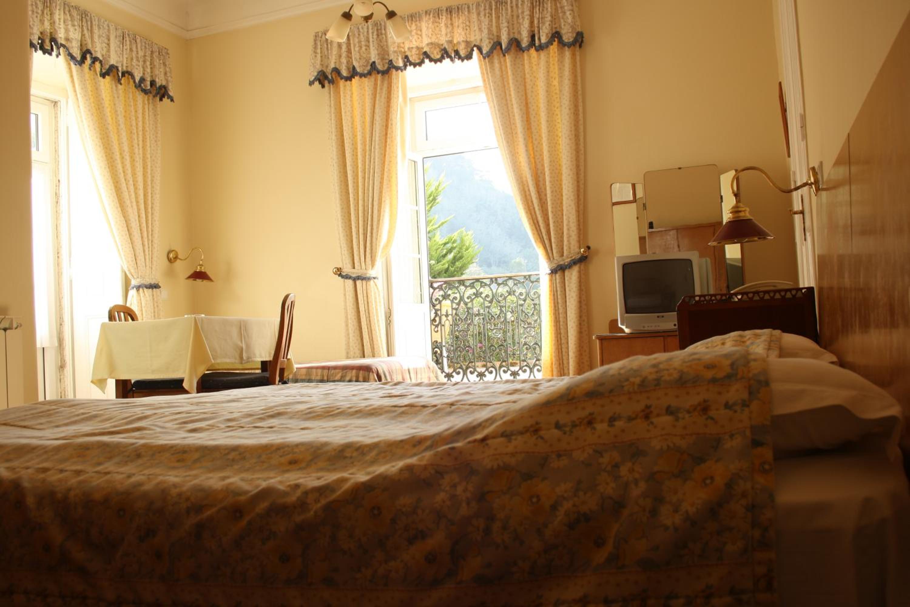 Double or Twin Room with Garden View
