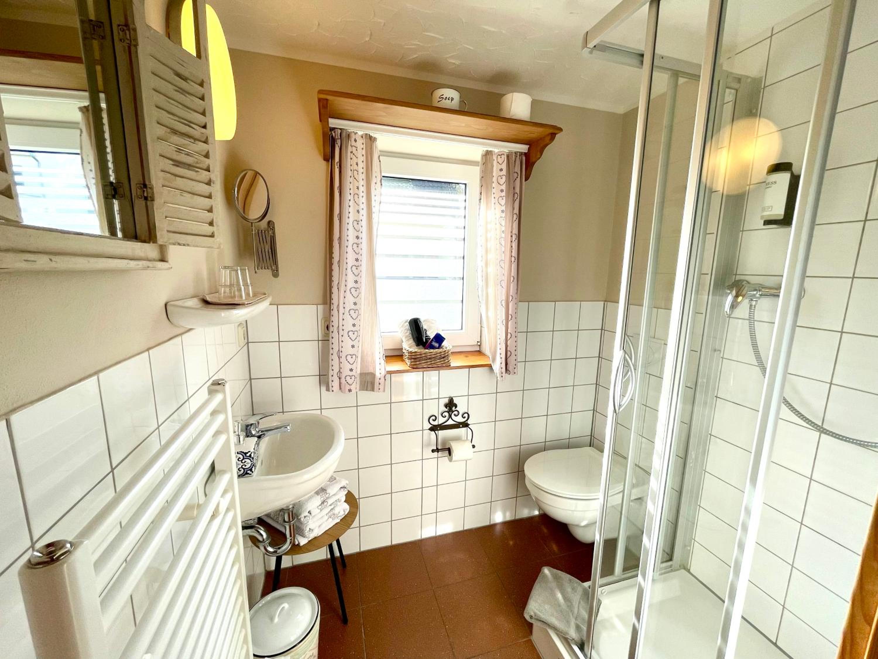 Double Room with Garden View - Photo 4