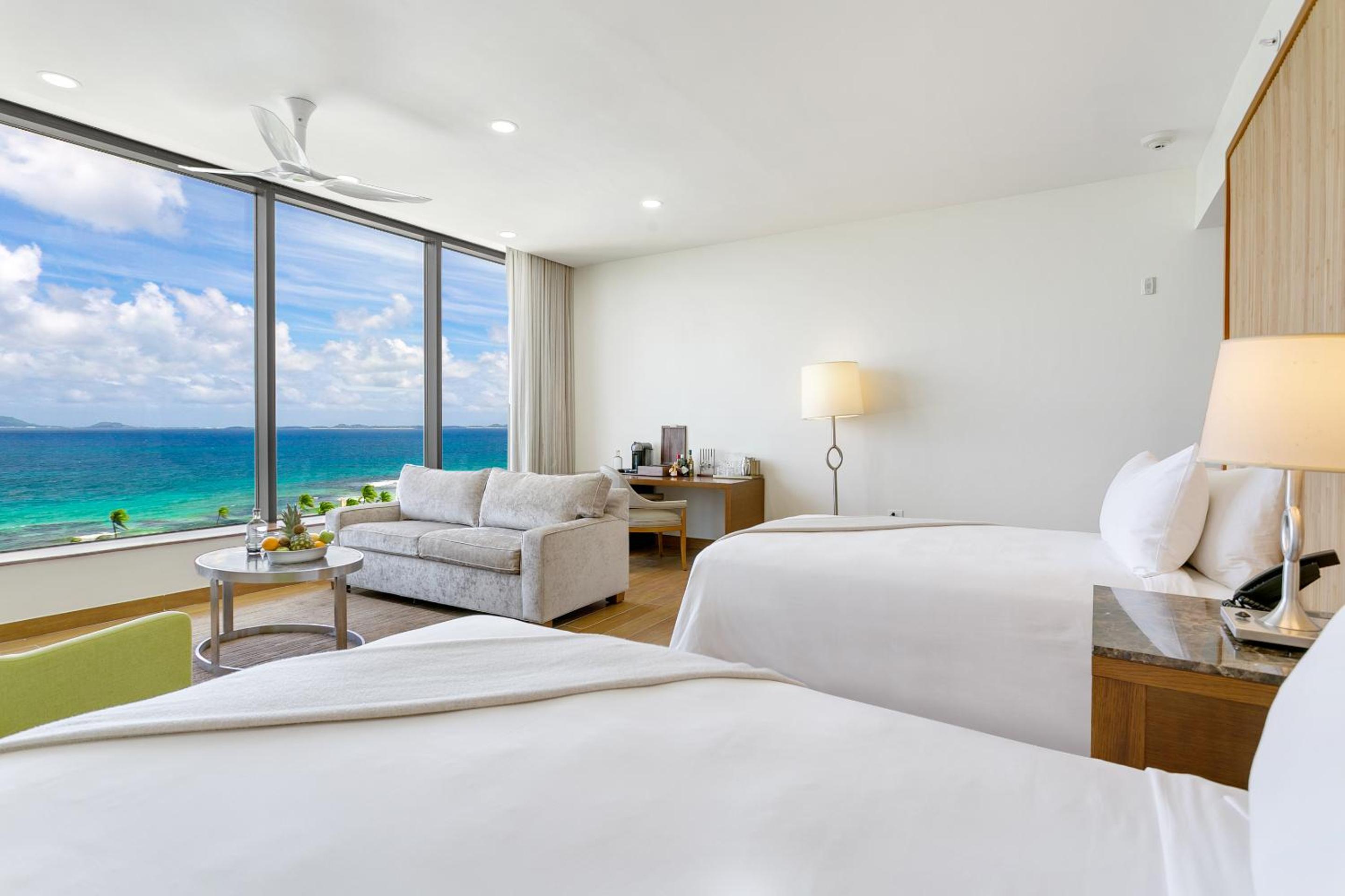 Oceanview Deluxe Room Double - Merrywing Beach