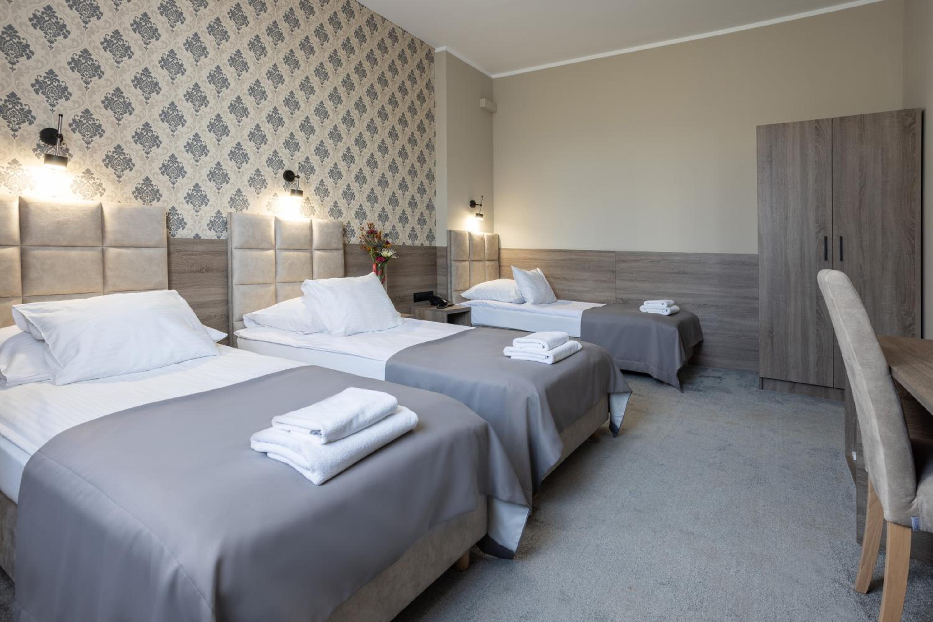 Superior Triple Room - Photo 7