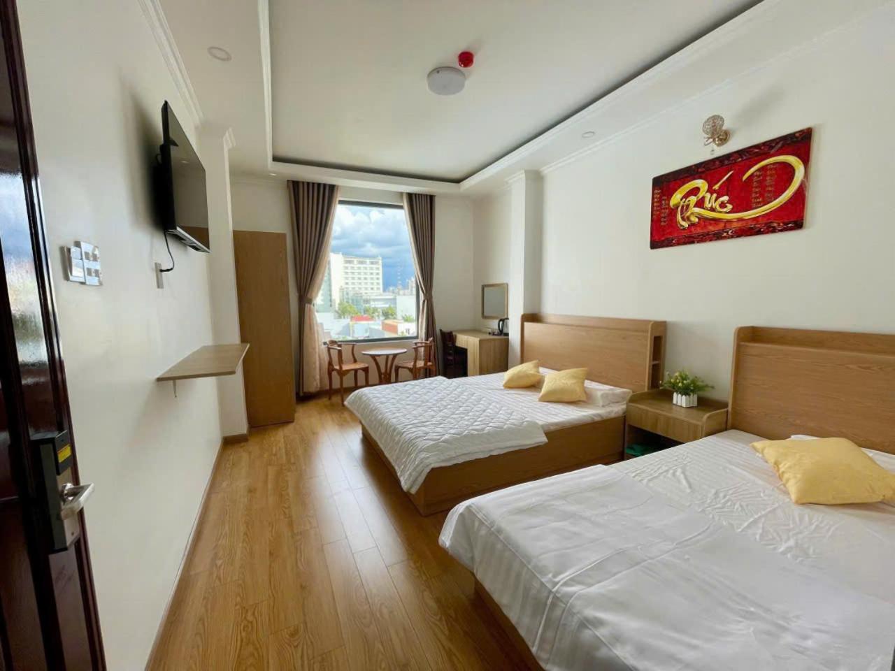 Deluxe Double or Twin Room with Balcony photo 3