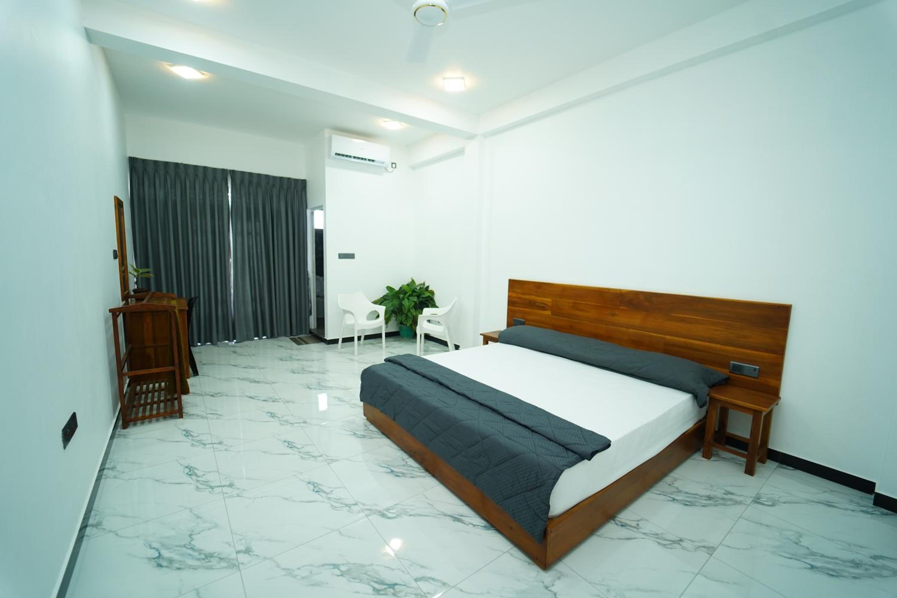 King Room with Balcony photo 1