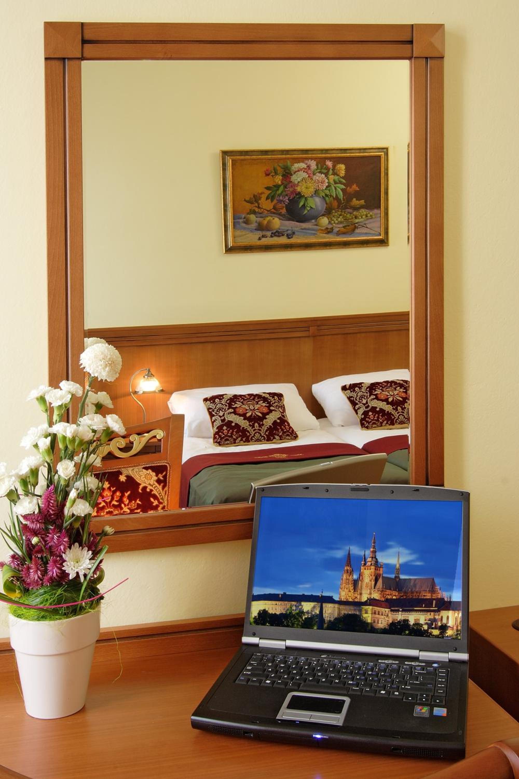 Small Single Room