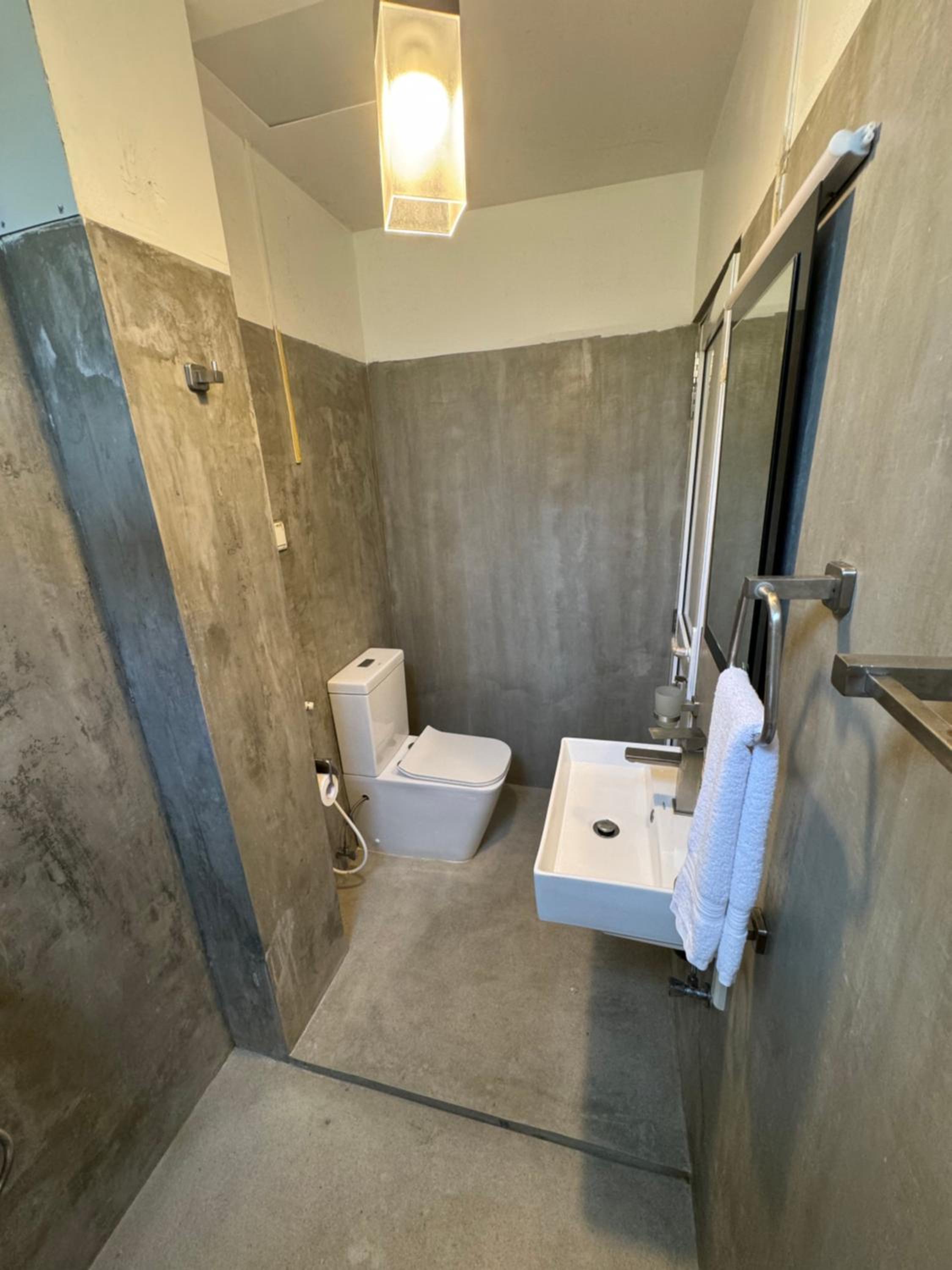 Single Room with Private Bathroom