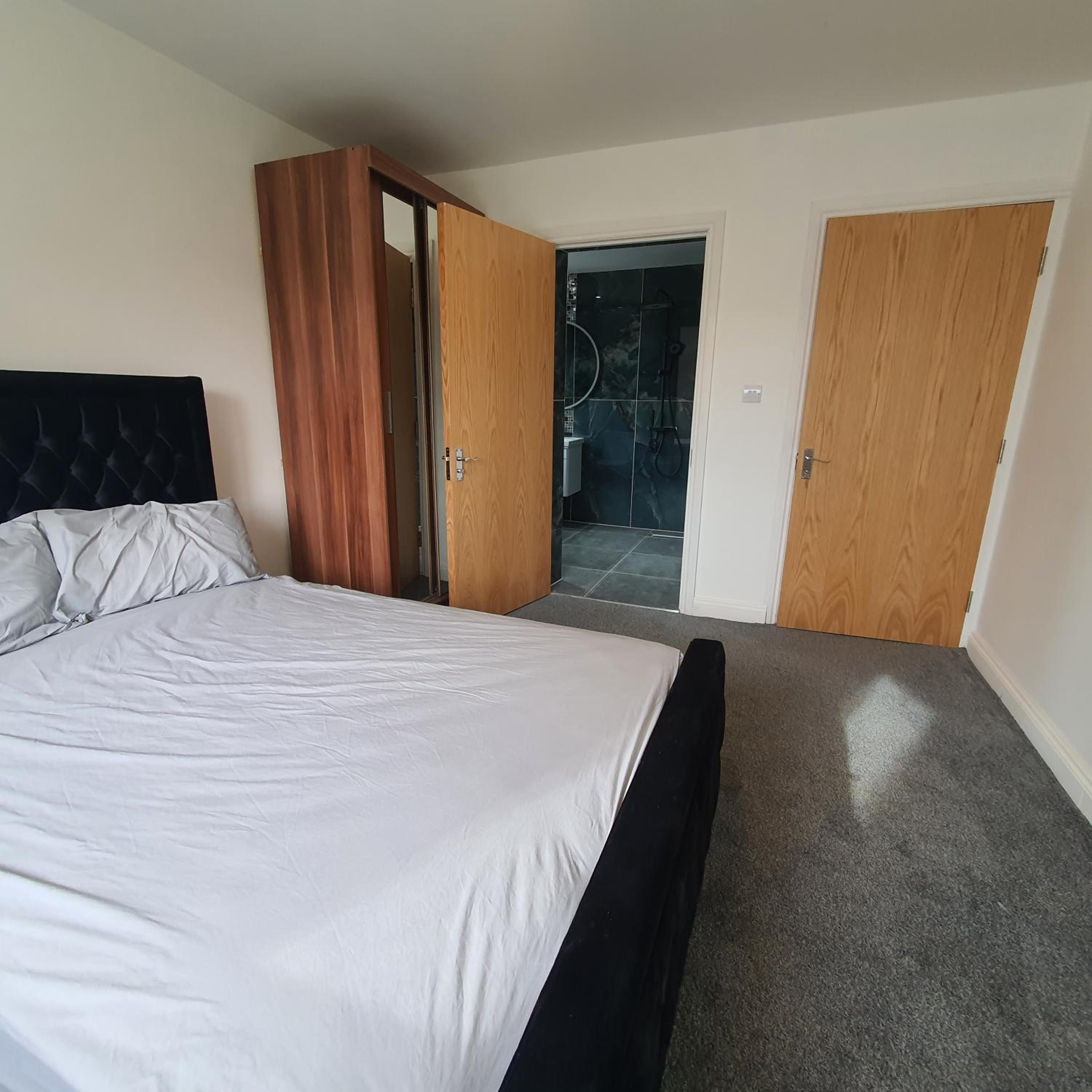 Deluxe Suite photo 3