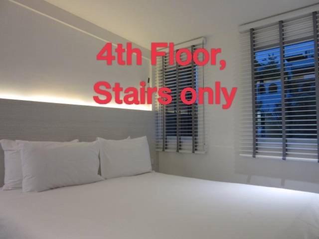 Standard Queen Room photo 3