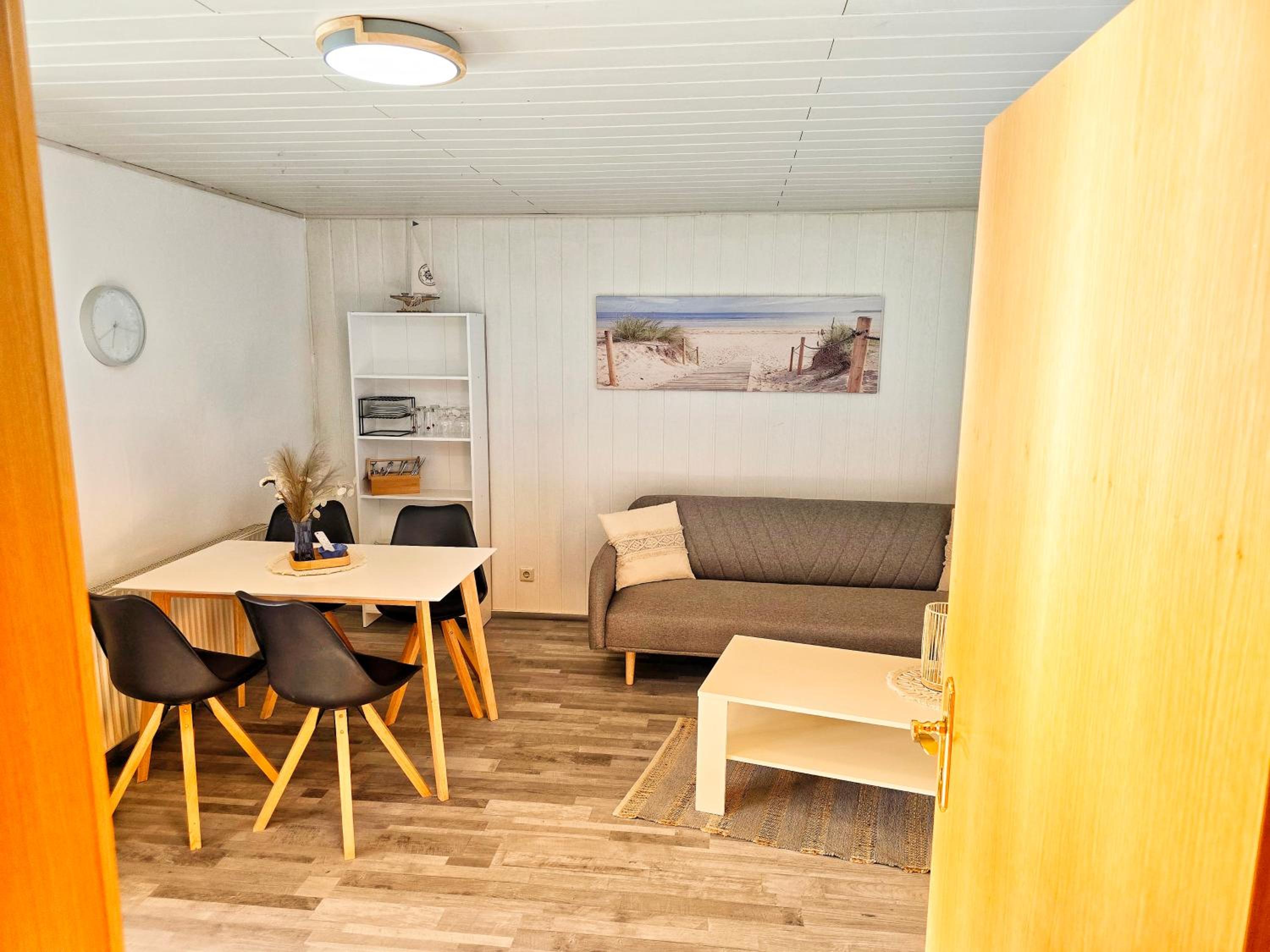 One-Bedroom Apartment with Garden photo 1