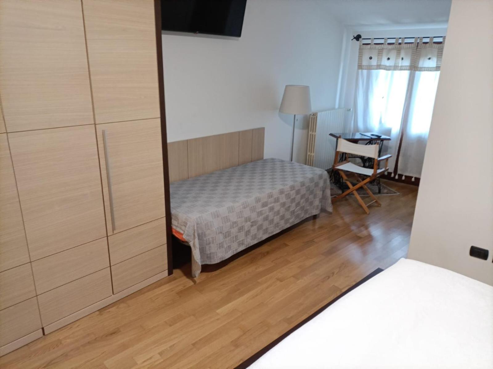Triple Room With Private Bathroom photo 2