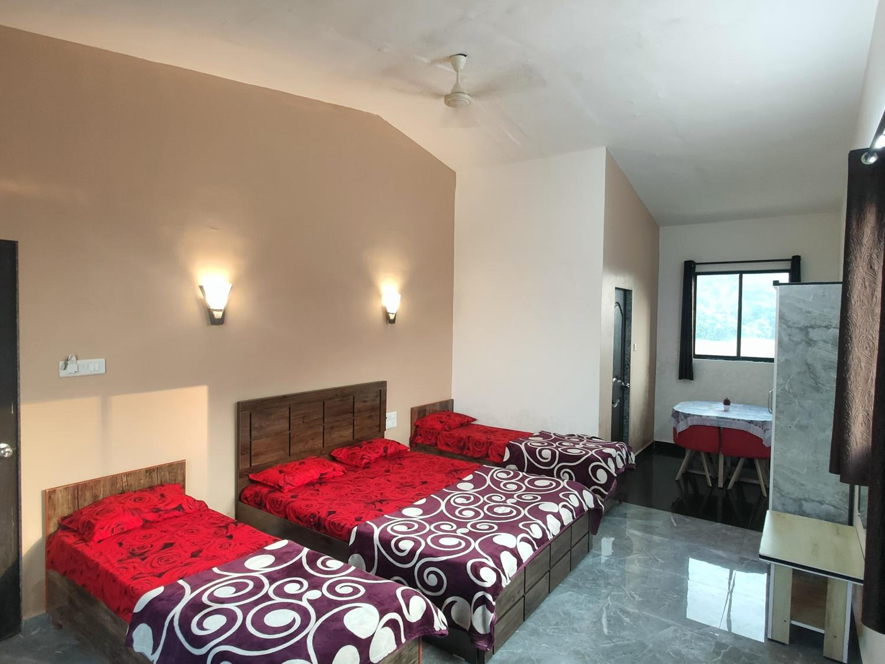 Quadruple Room with Lake View photo 1