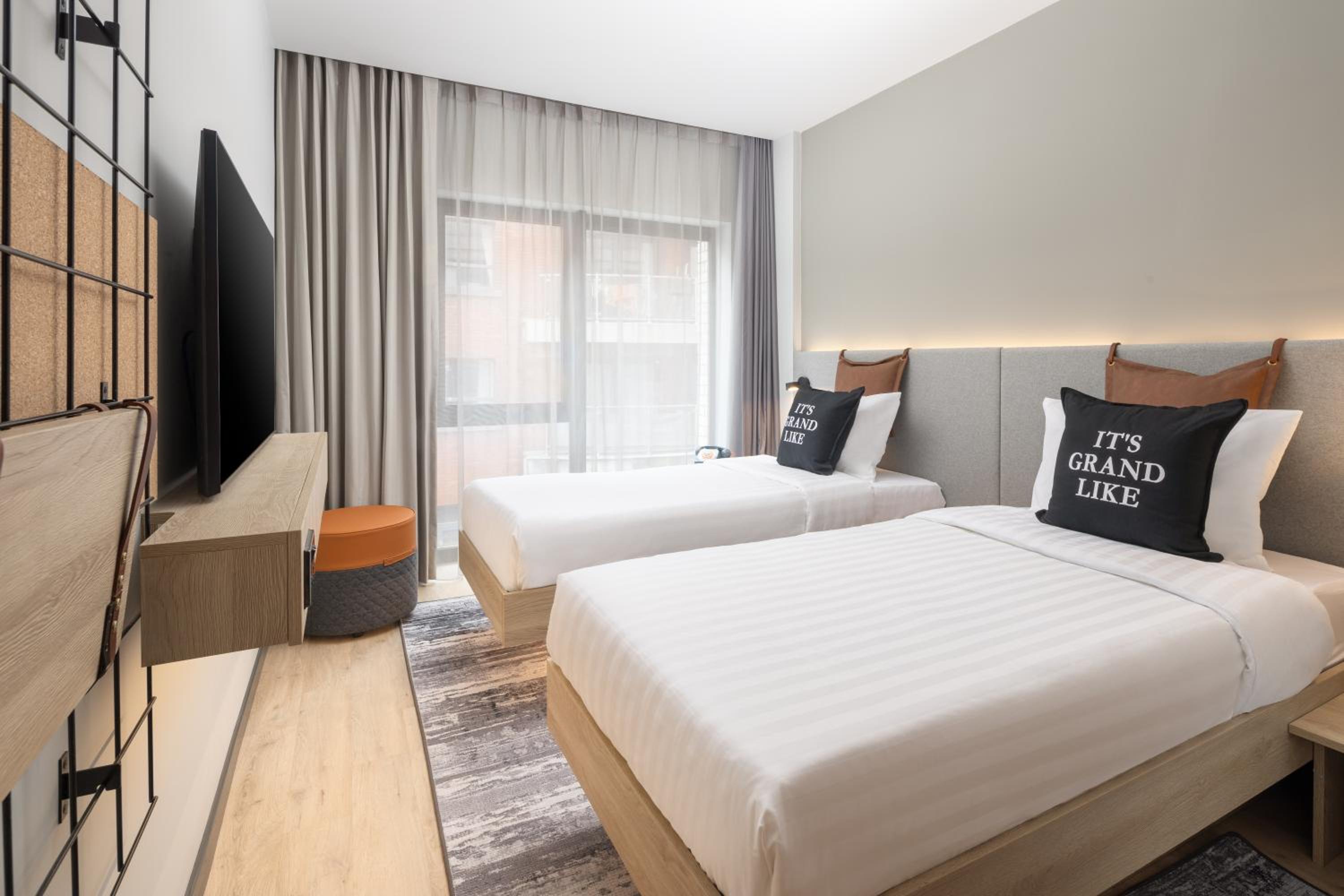 Twin Room - Photo 1