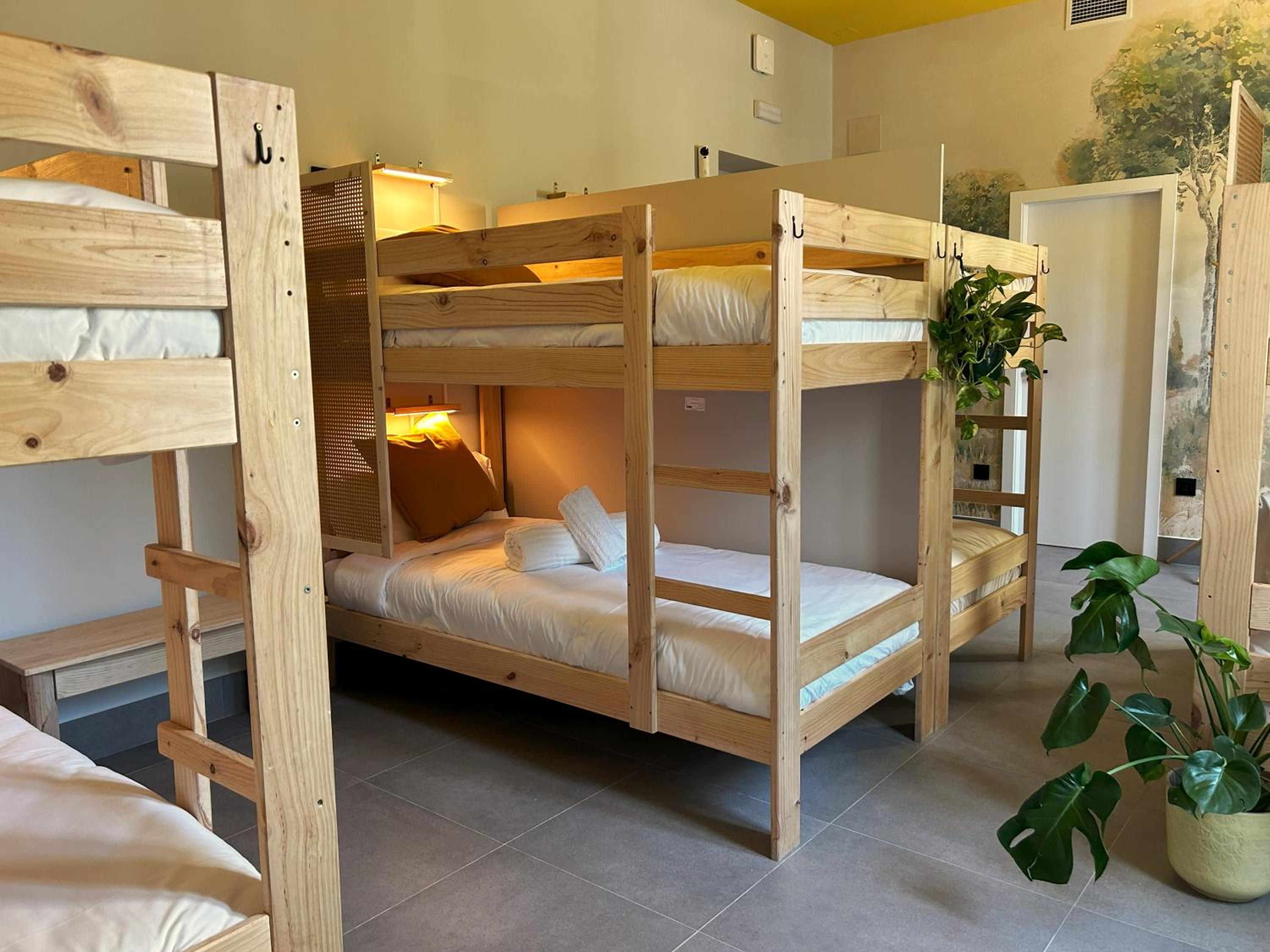 Bed in 8-Bed Dormitory Room photo 3