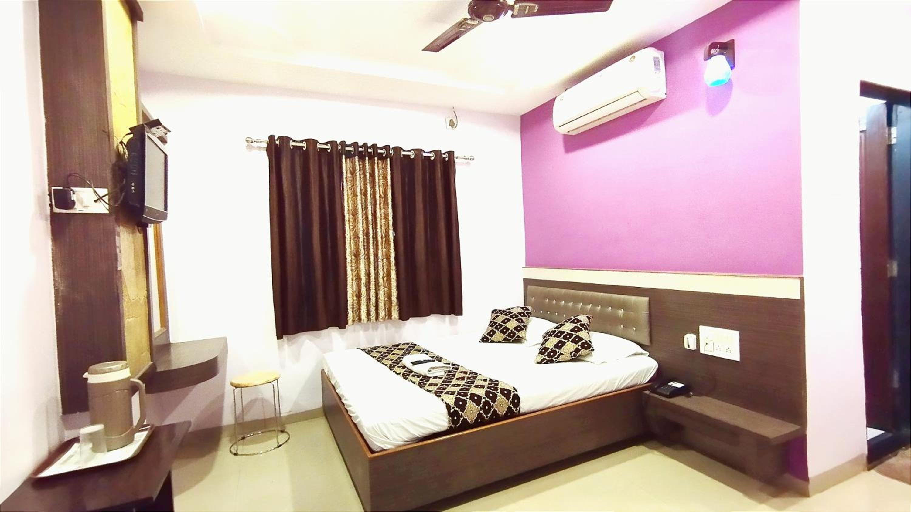 Deluxe Double Room with AC - Photo 8