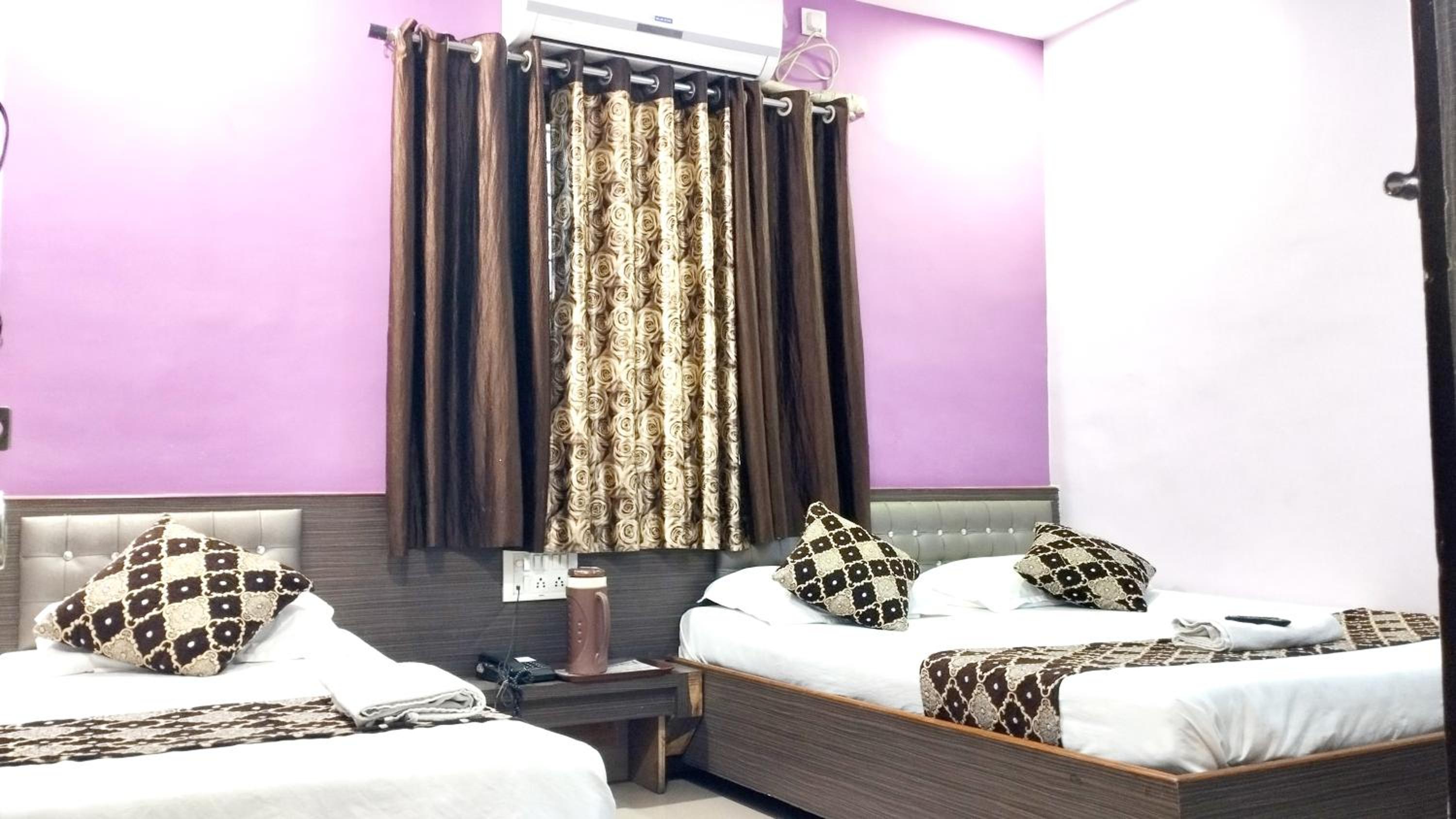 Triple Room- Non A/C - Photo 5