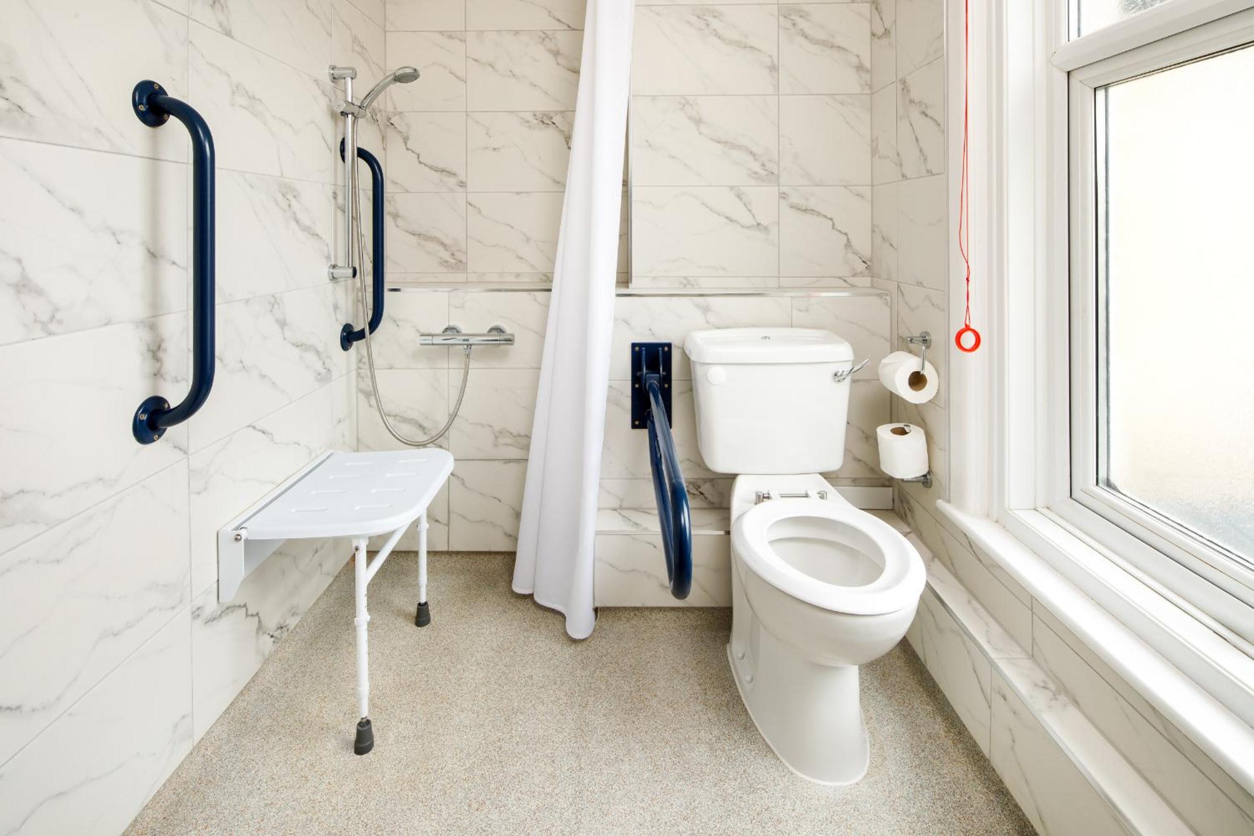 Double Room - Disability Access - Photo 2