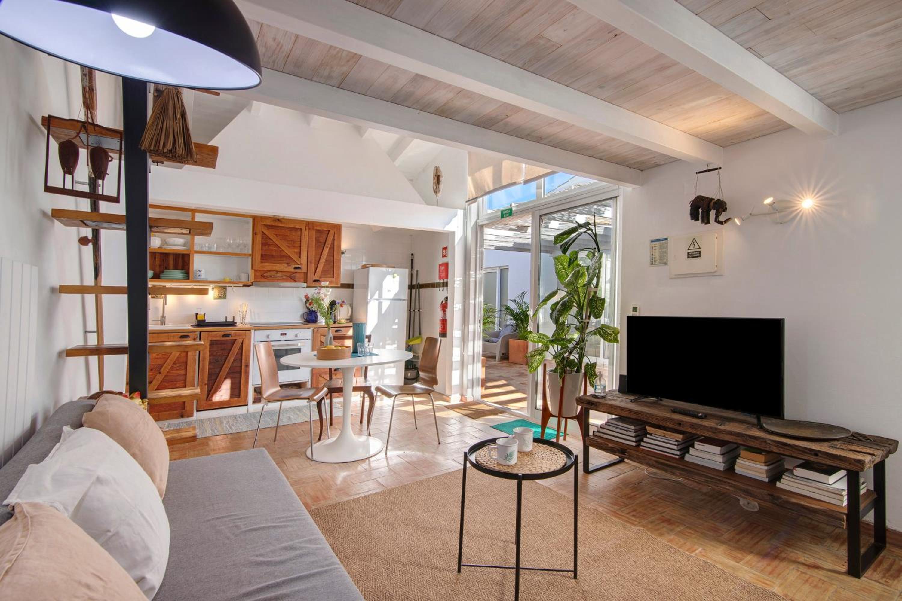 Studio Apartment with Sea View photo 1