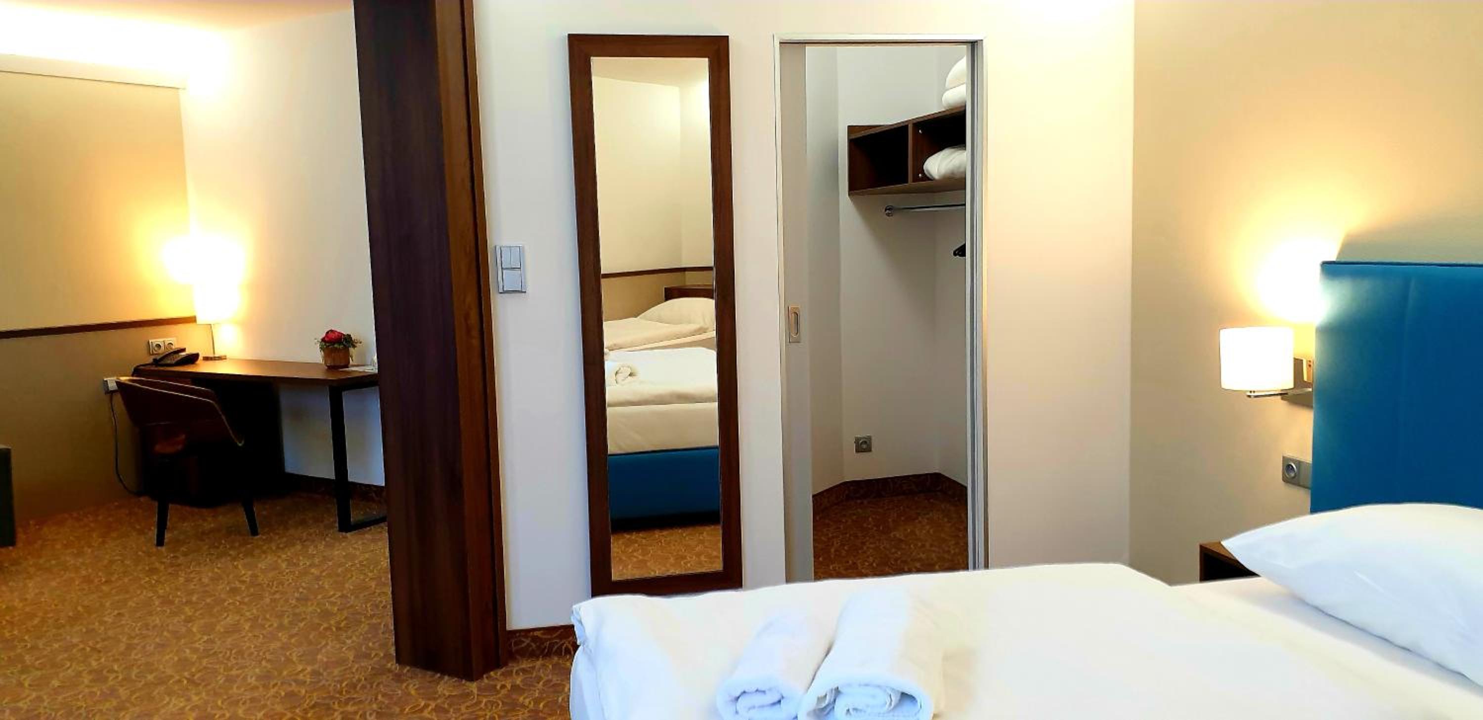 Superior Suite - Photo 3